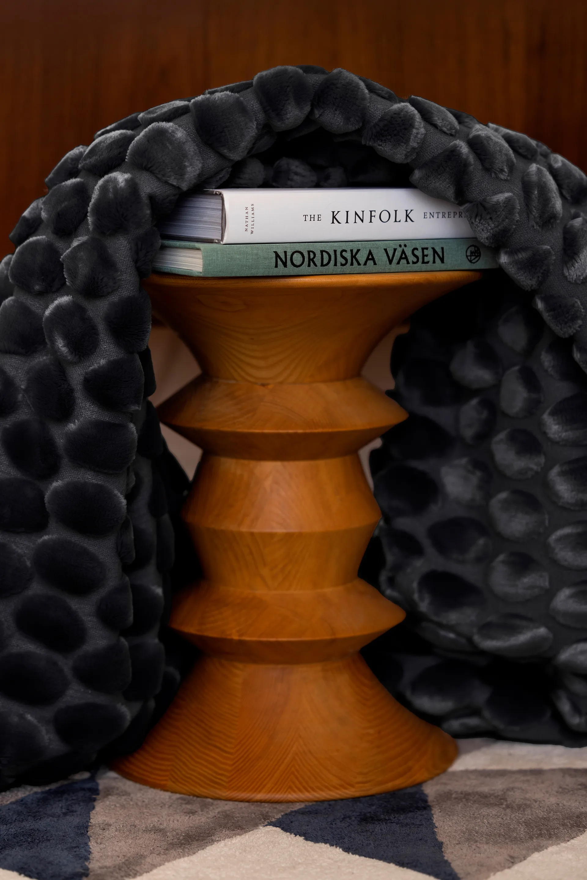 Egg Collection filt 170x130 cm, Svart Ceannis