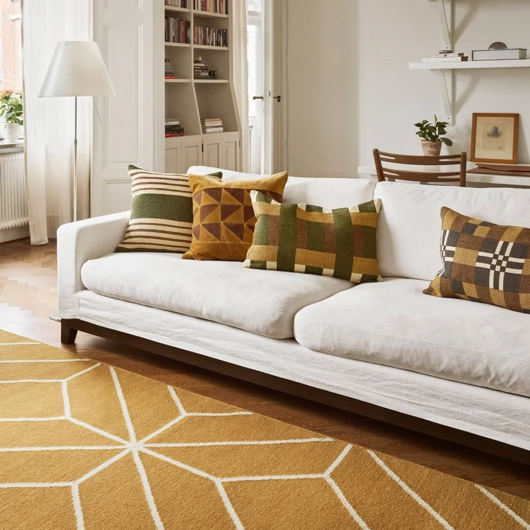 Ayur matta, Masala Yellow-Off White, 320x230 cm Chhatwal & Jonsson