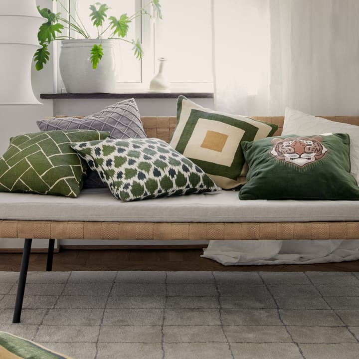 Embroidered Tiger kuddfodral 50x50 cm, Cactus green Chhatwal & Jonsson