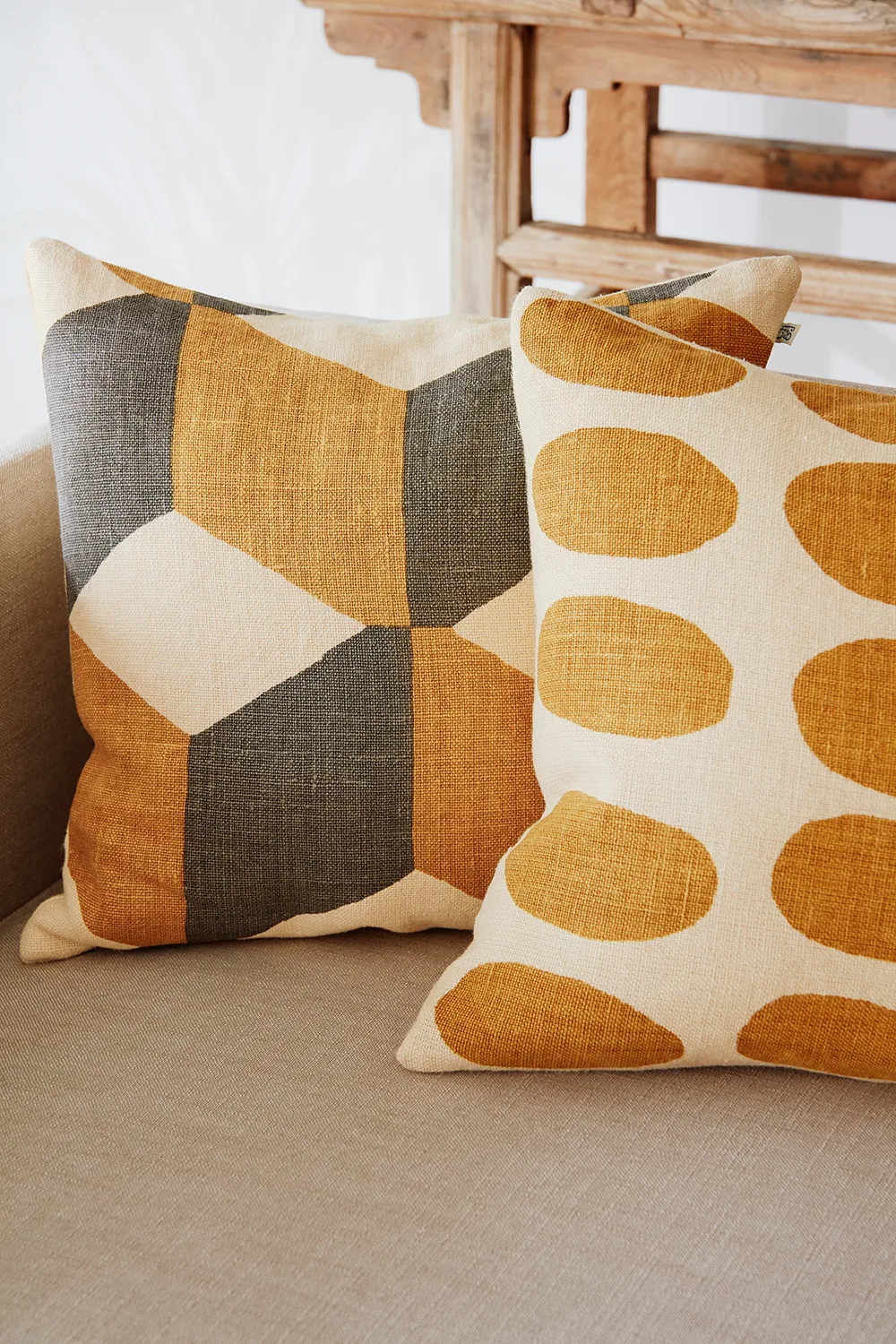 Hawa kuddfodral 50x50 cm, Light beige-grey-spicy yellow Chhatwal & Jonsson