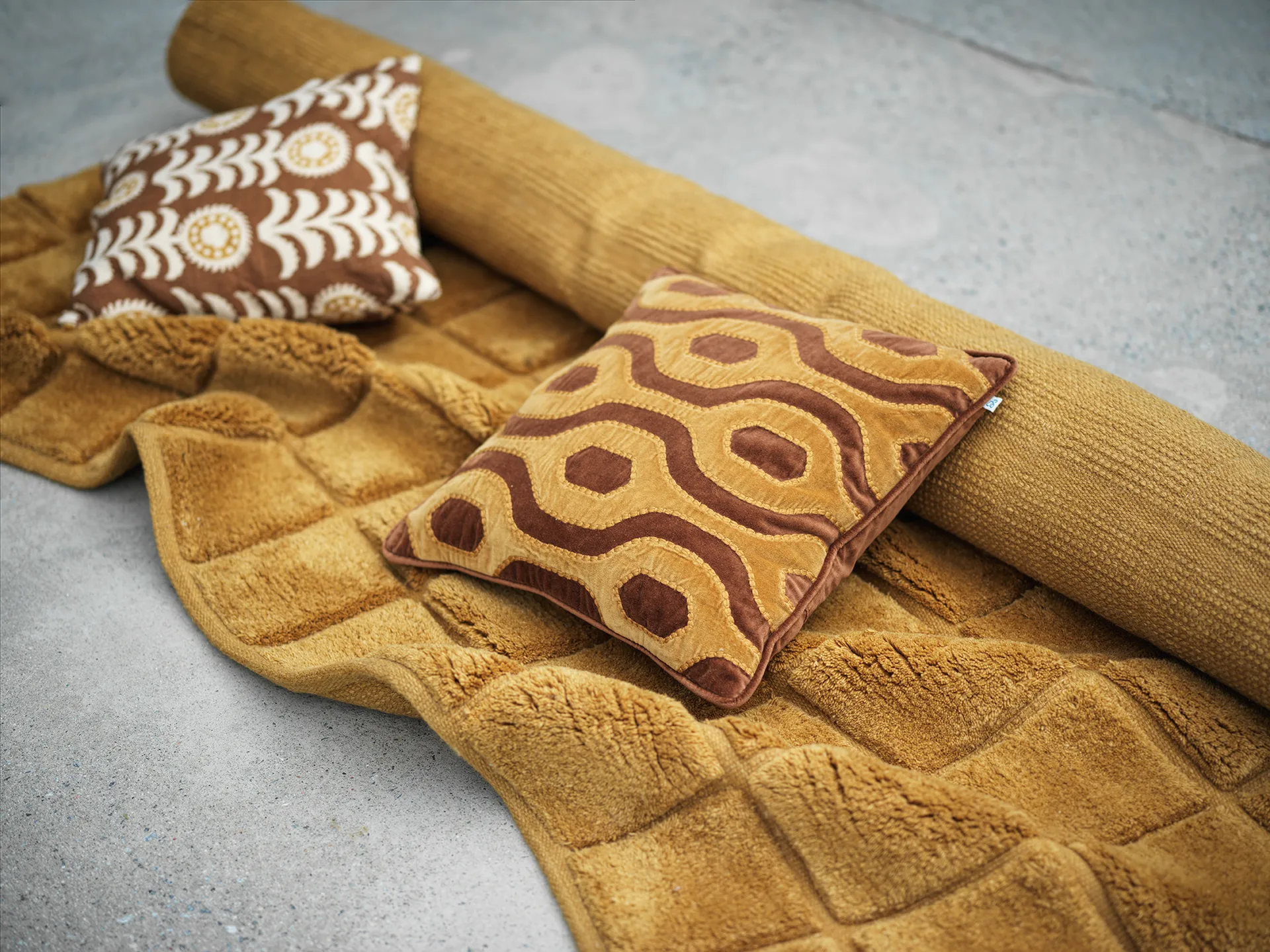 Loha matta 213x296 cm, Masala yellow Chhatwal & Jonsson