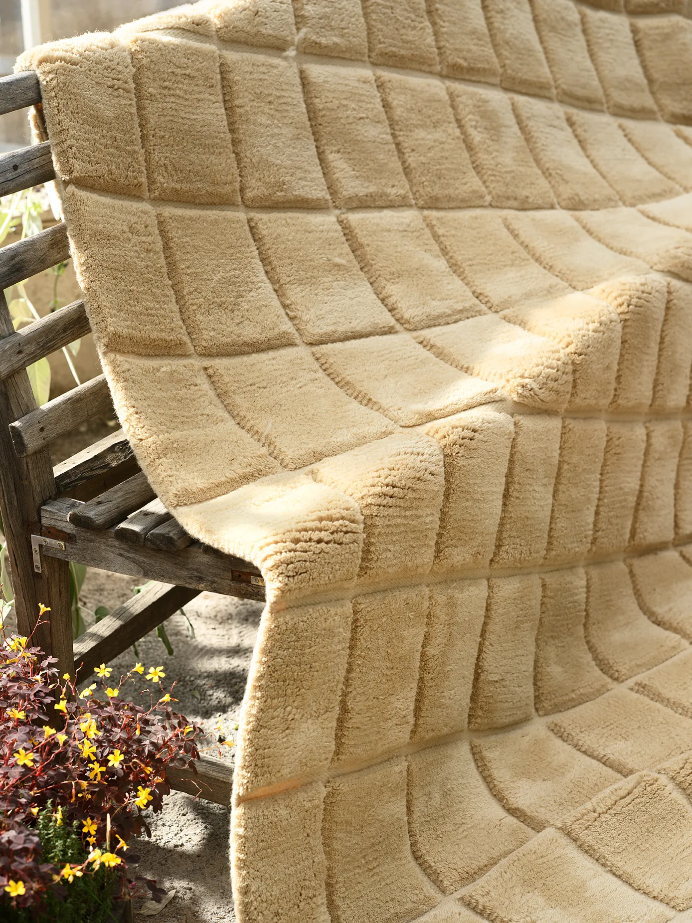 Loha matta 249x342 cm, Light Beige Chhatwal & Jonsson