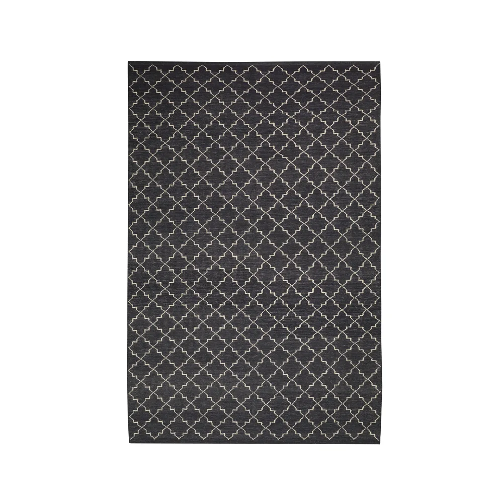 New Geometric matta, Dark grey/off white-234x323 cm Chhatwal & Jonsson