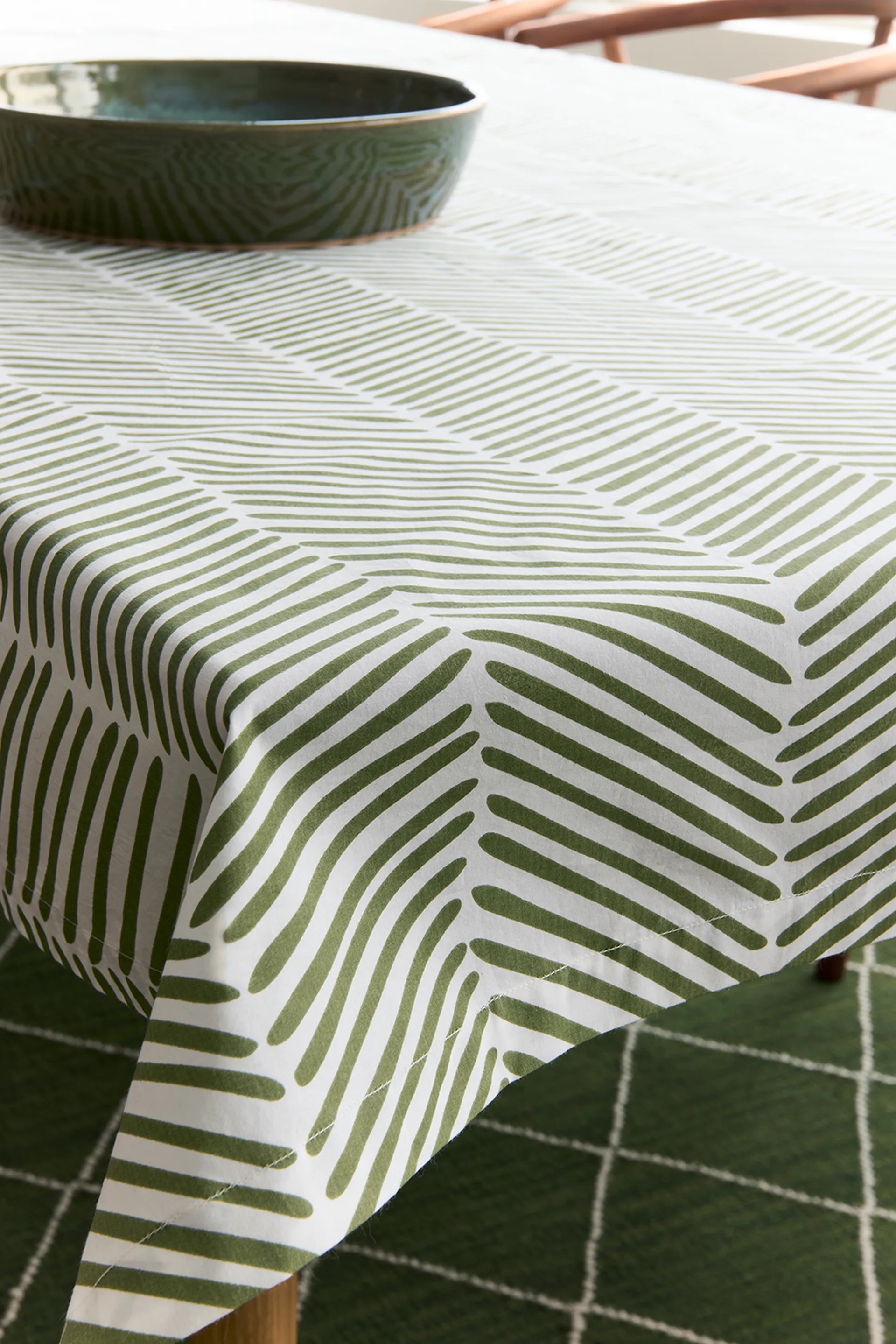 Rama bordsduk 150x250 cm, Cactus green Chhatwal & Jonsson