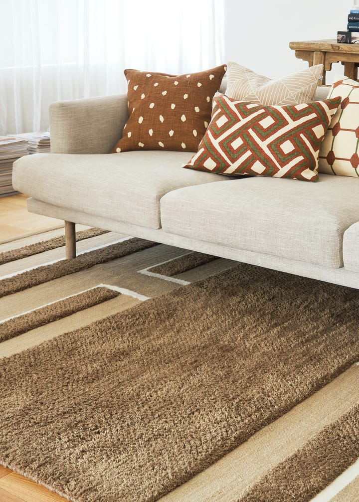 Veda matta 170x240 cm, Mocha-beige-off white Chhatwal & Jonsson