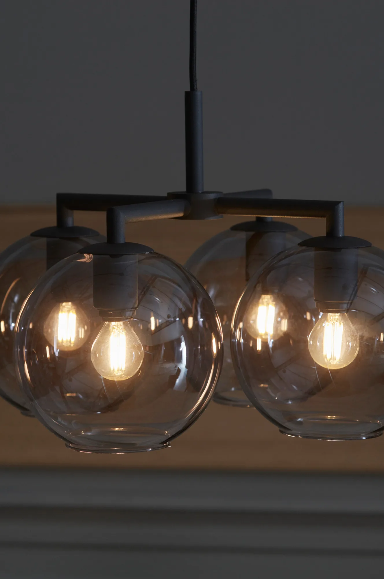 Ture pendel 30 cm, Svart-rökfärgat glas CO Bankeryd