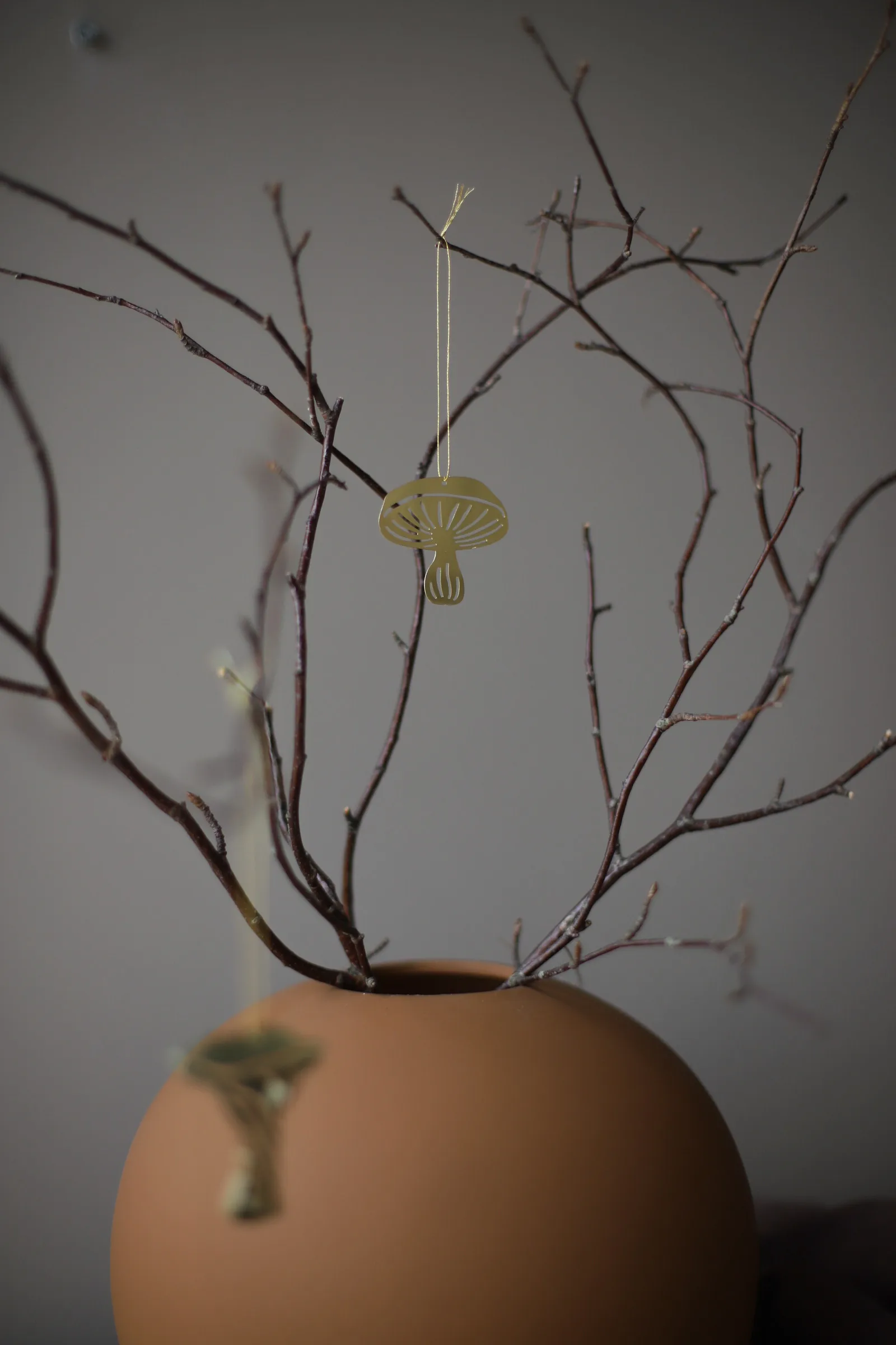 Fungi dekorationshänge 4 delar, Brass Cooee Design