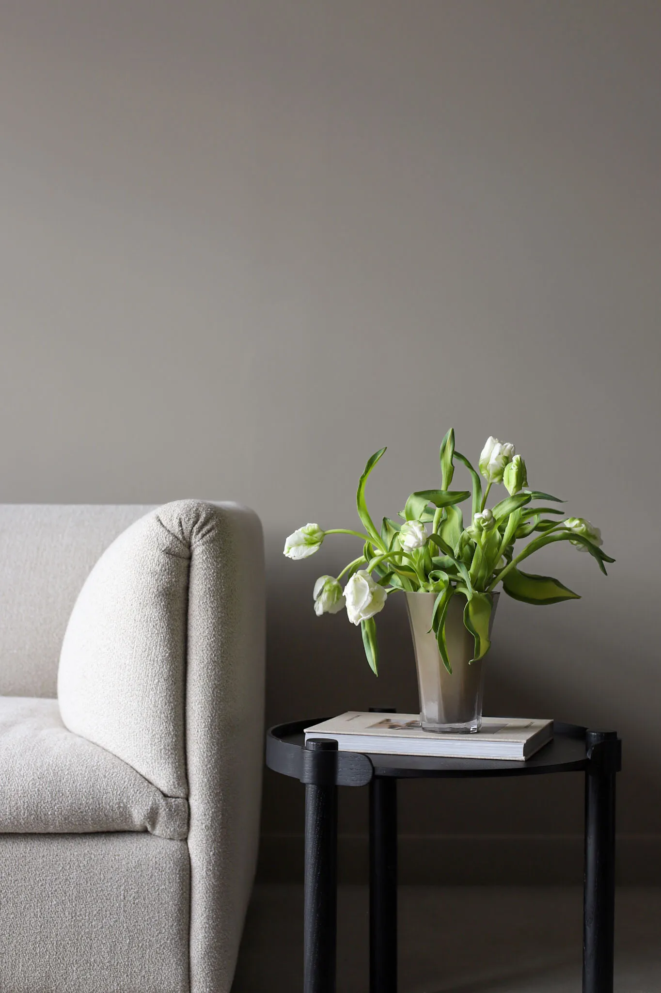 Liliané vas 18 cm, Sand Cooee Design