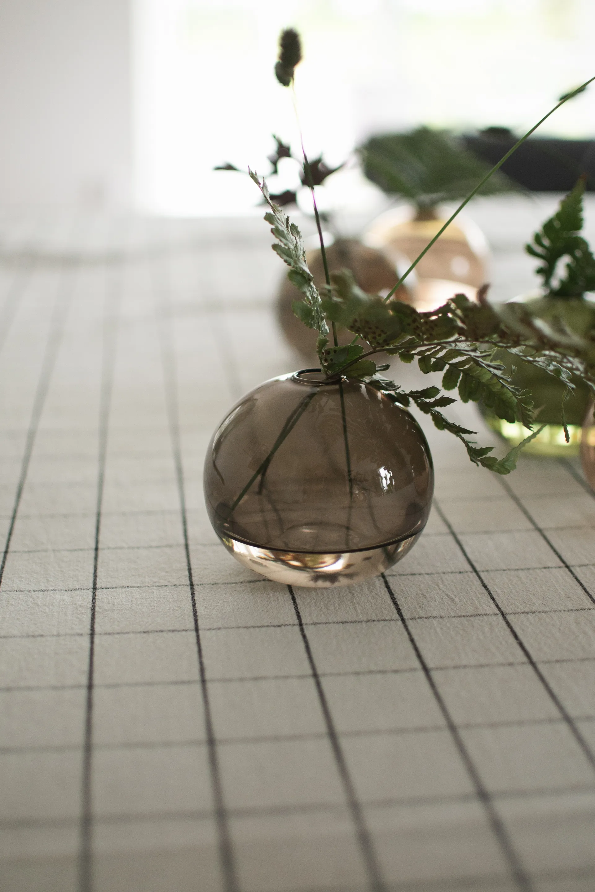 Ball vas Ø10 cm, Brown DBKD