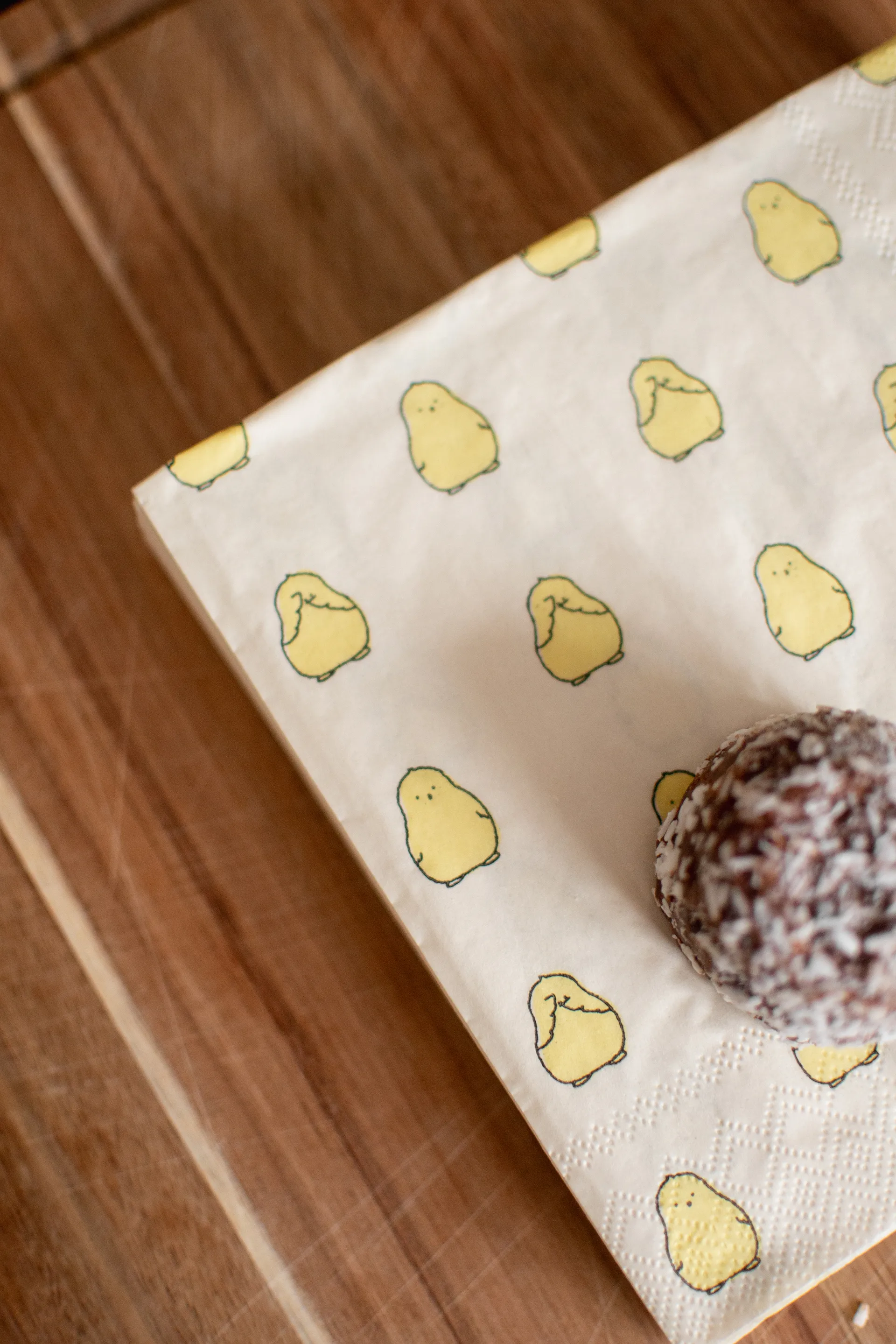 Chubby chicken pappersservett 20-pack, Yellow, 33x33 cm DBKD