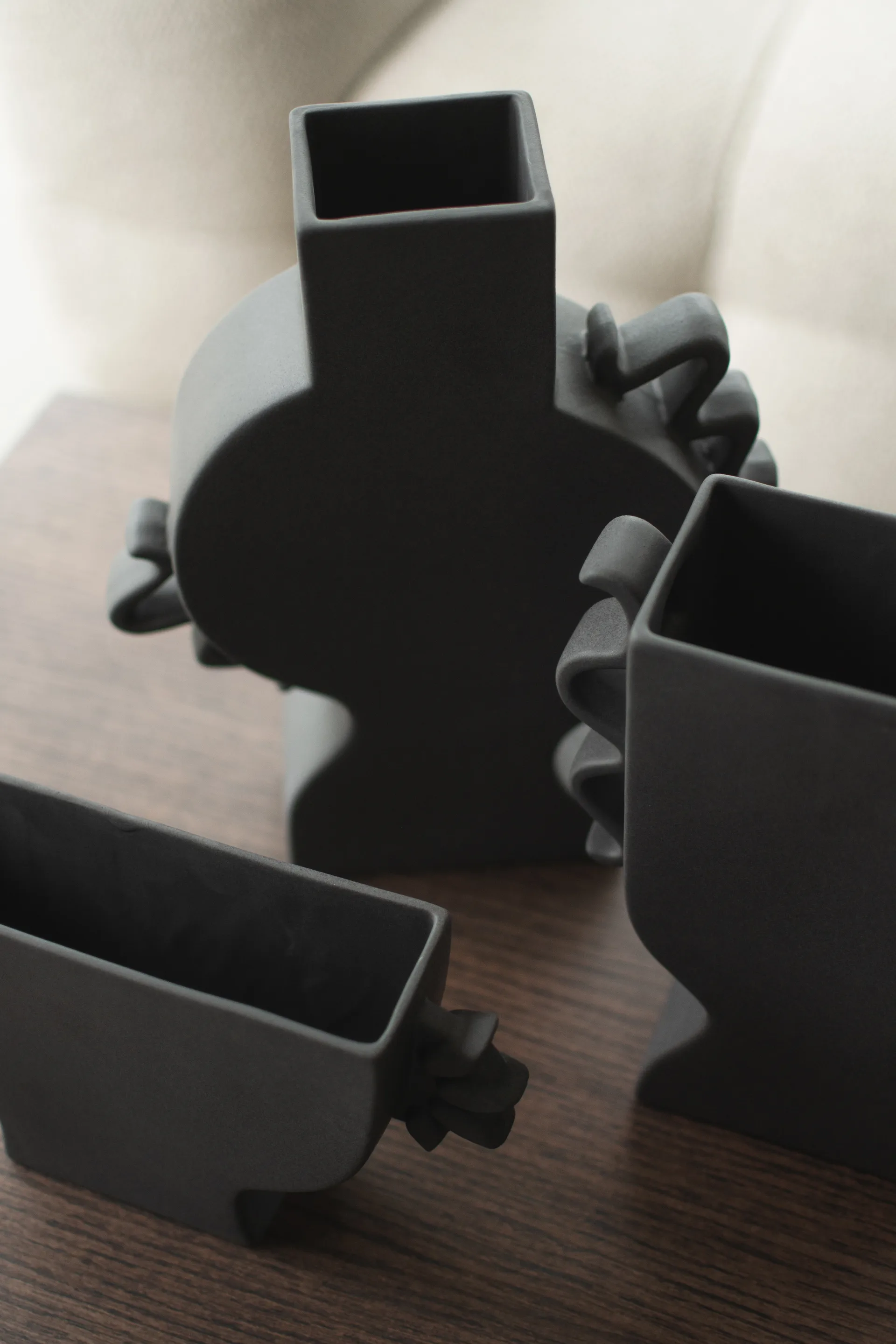 Flat vas 33 cm, Black DBKD