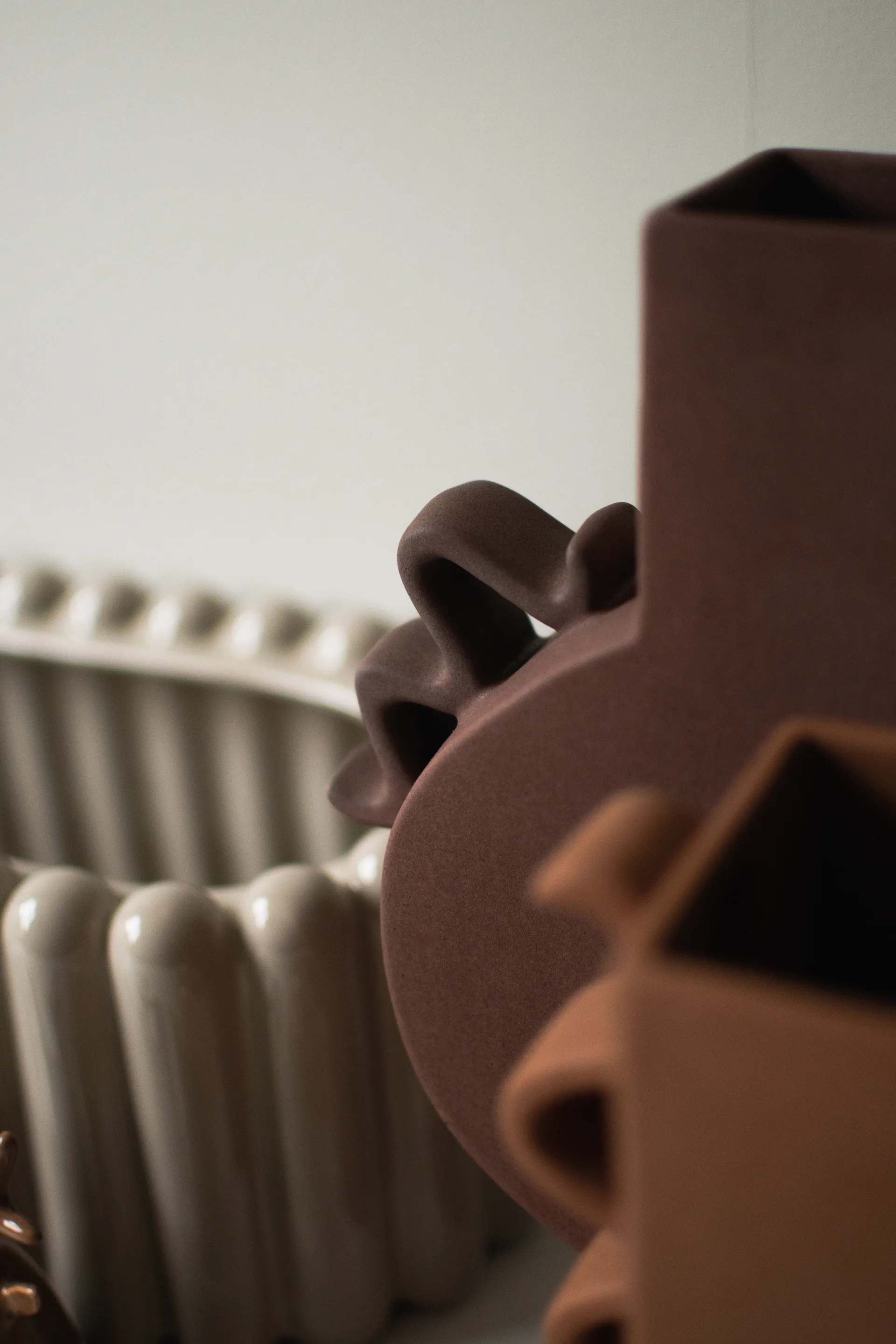 Flat vas 33 cm, Brown DBKD