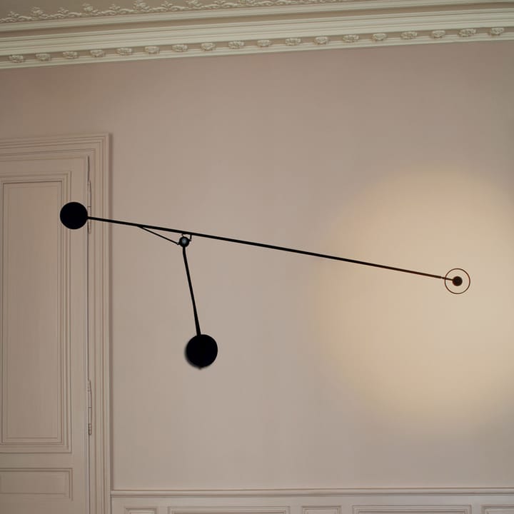 Aaro vägglampa, svart DCWéditions