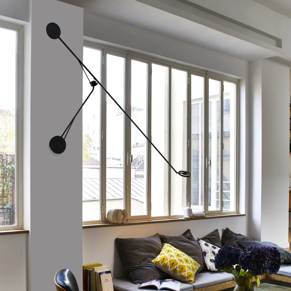 Aaro vägglampa, svart DCWéditions