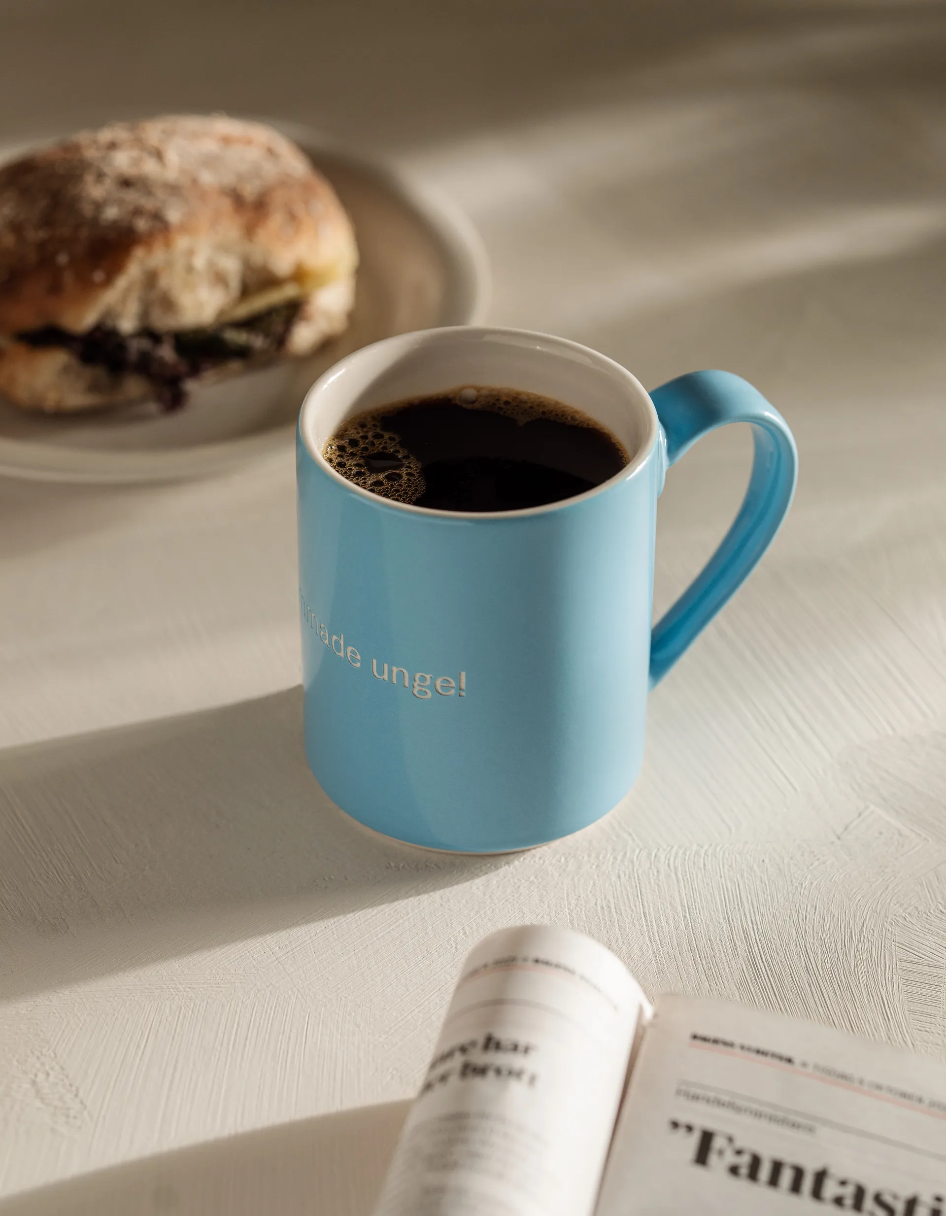 Astrid Lindgren mugg, förgrömmade Unge!, Svensk text Design House Stockholm