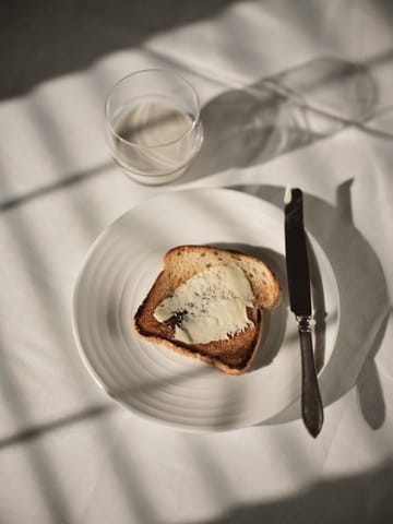 Blond assiett - stripe vit - Design House Stockholm