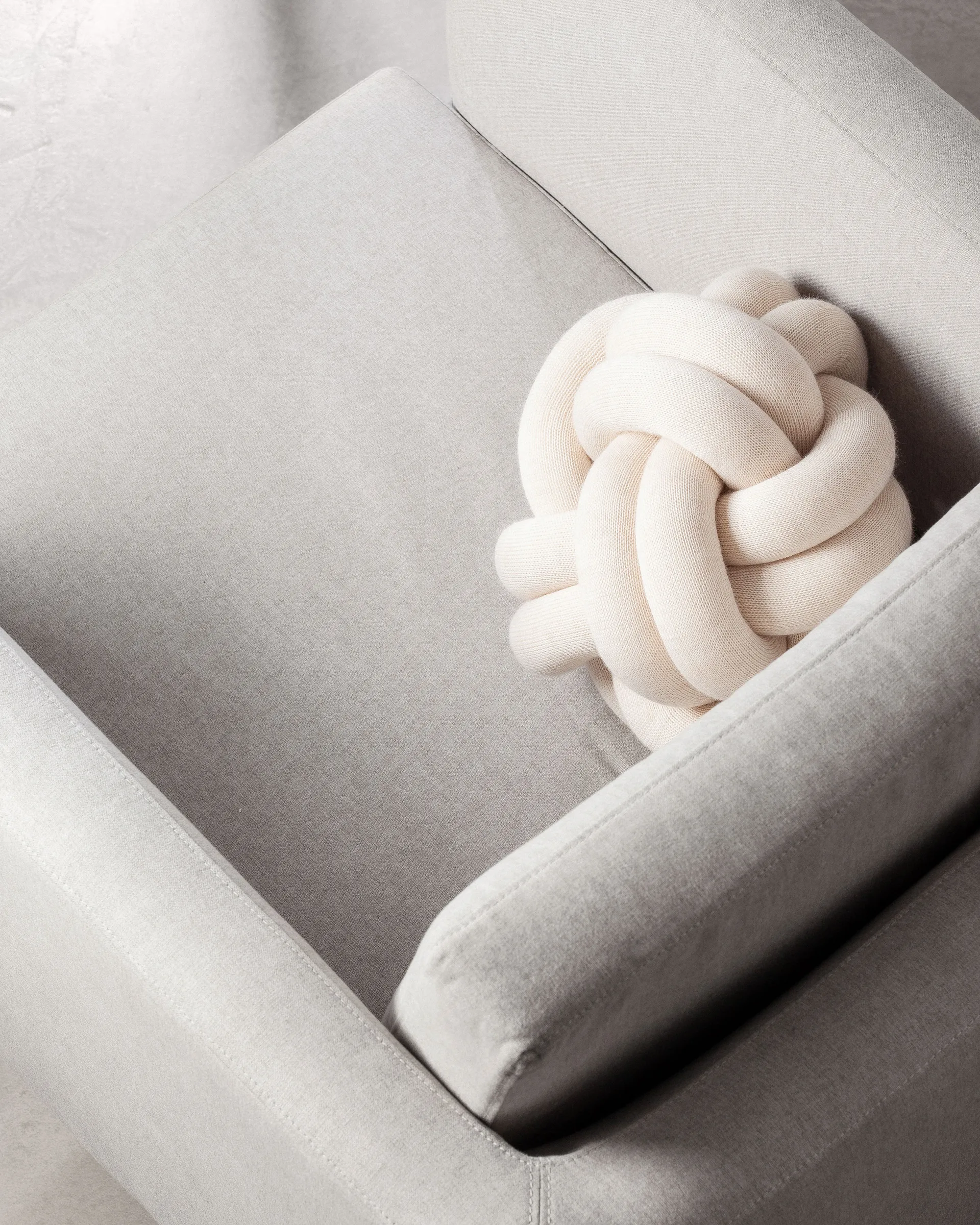 Knot kudde, Cream Design House Stockholm