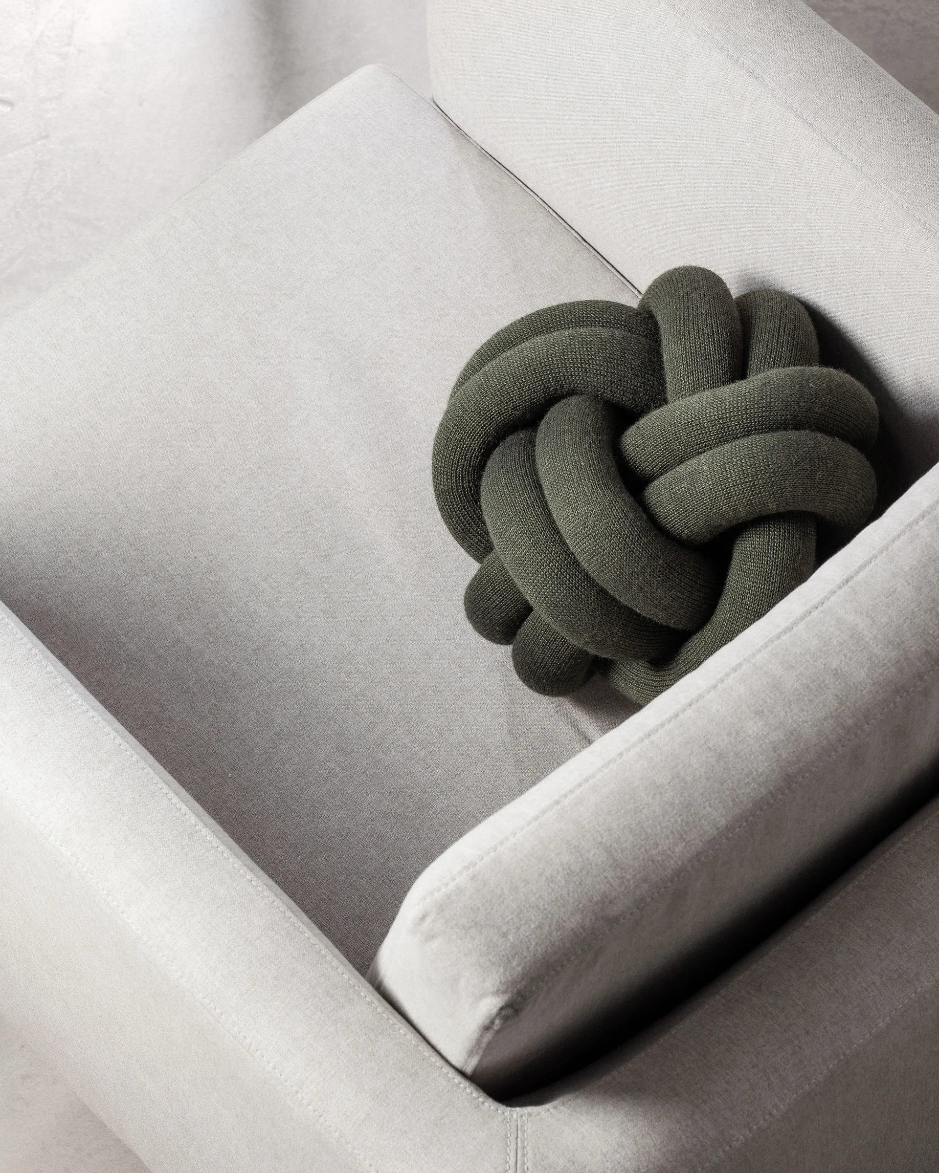 Knot kudde, Forest green Design House Stockholm
