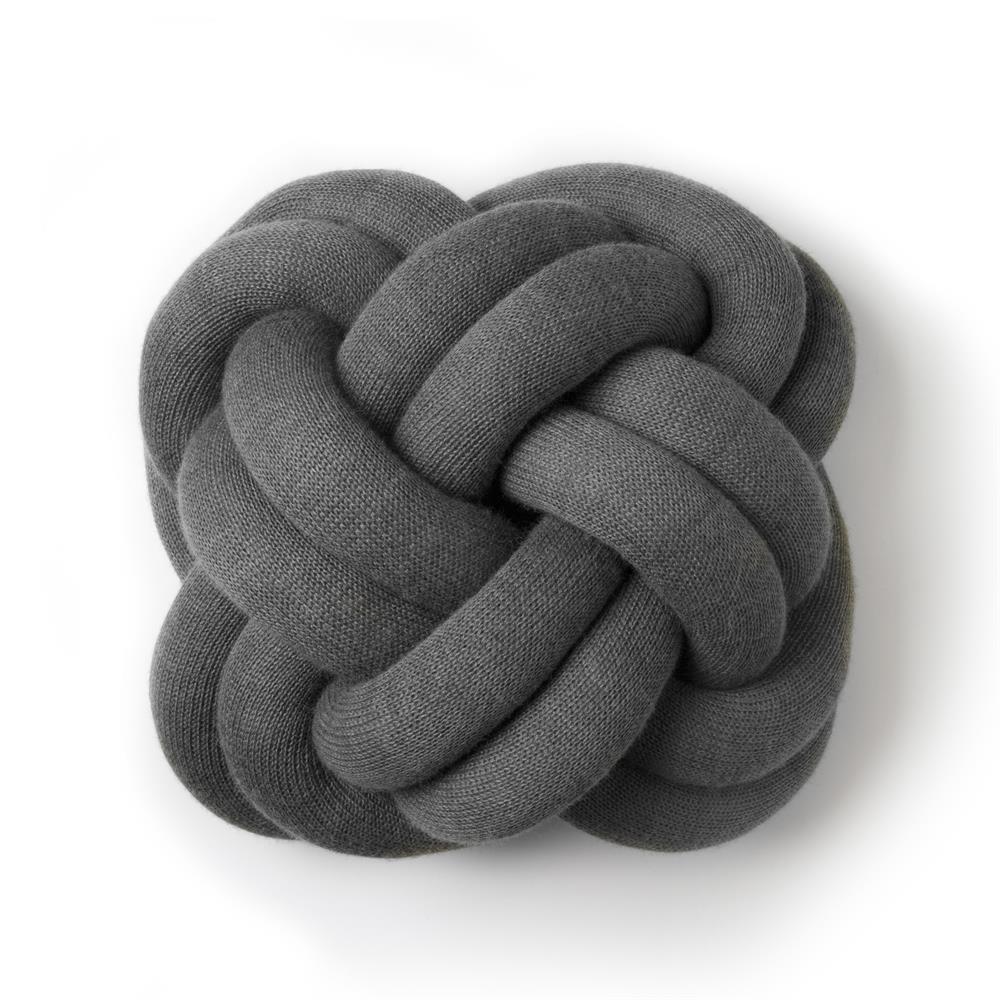 Design House Stockholm Knot kudde grå | Skandinavisk Design | Kuddar | Grå