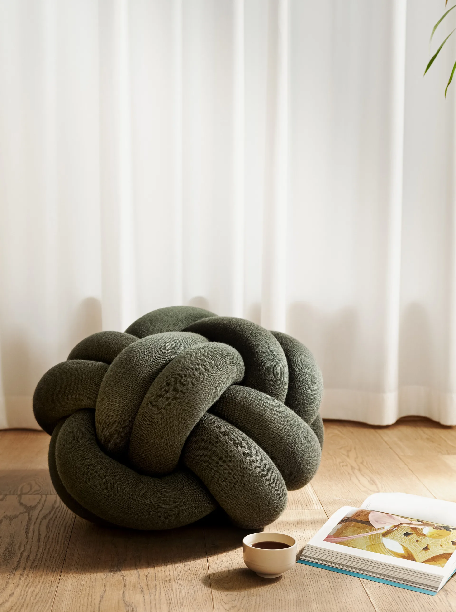 Knot kudde M, Forest Green Design House Stockholm