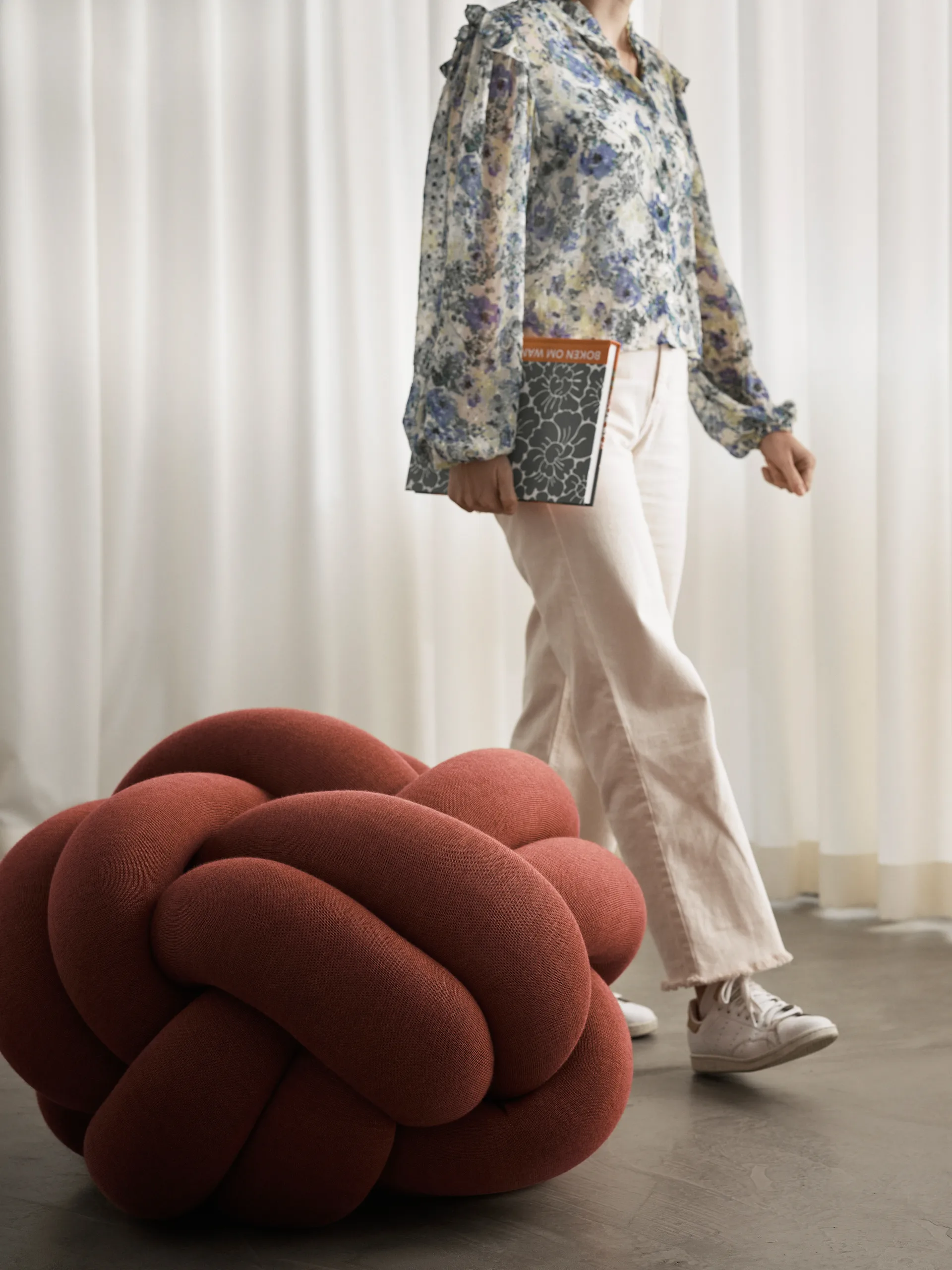 Knot kudde XL, Ochre Design House Stockholm