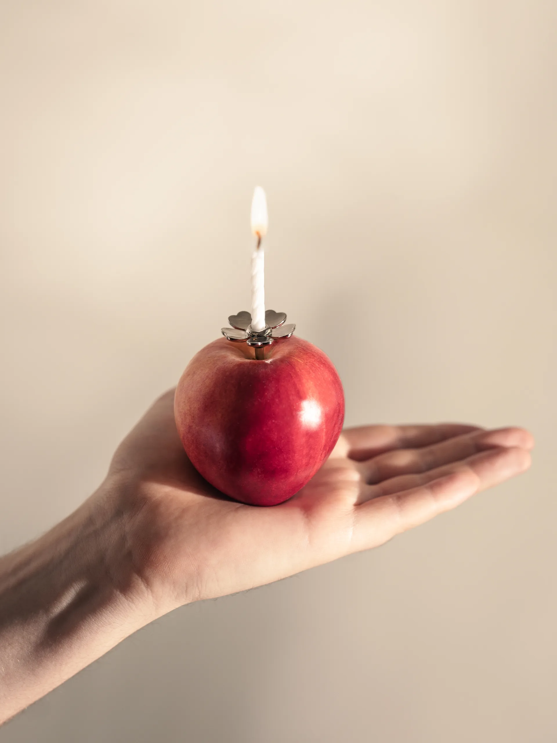 Me to You ljushållare, Nickel Design House Stockholm