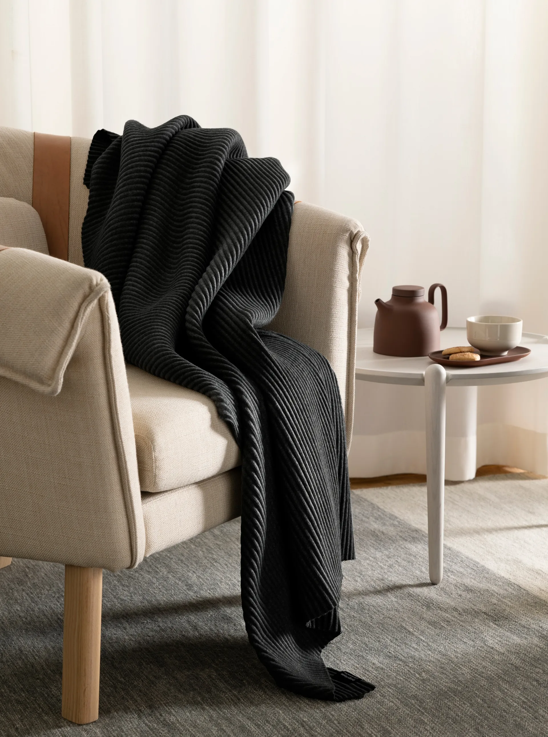 Pleece filt 140x170 cm, Svart Design House Stockholm