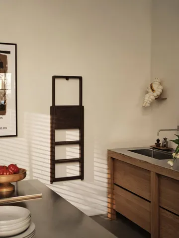 Step stege - Dark oak - Design House Stockholm