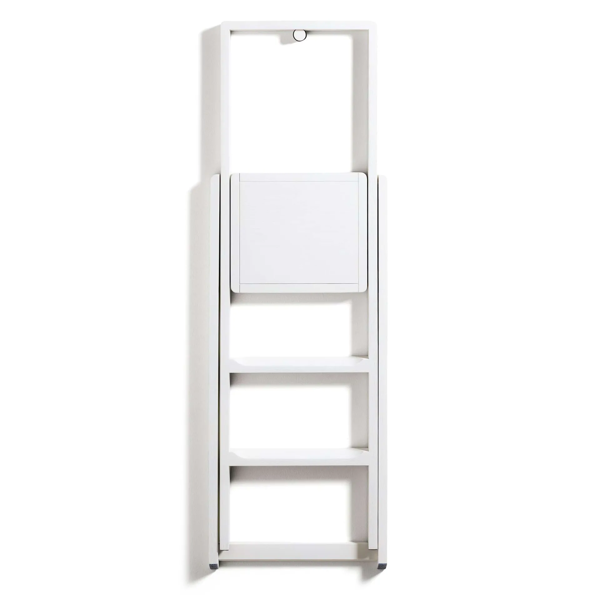 Step stege, Vitbetsad Design House Stockholm