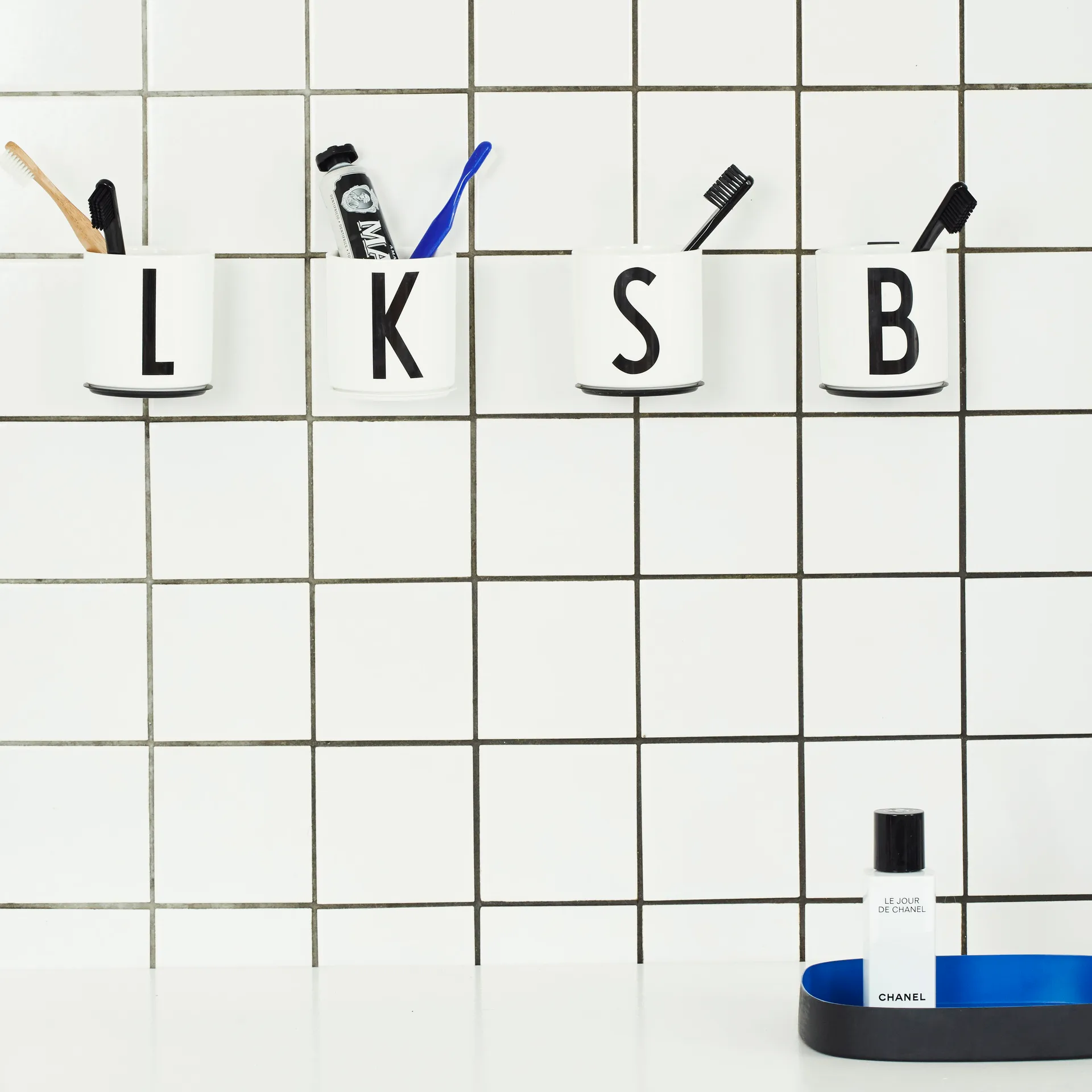 Design Letters kopphållare, svart Design Letters