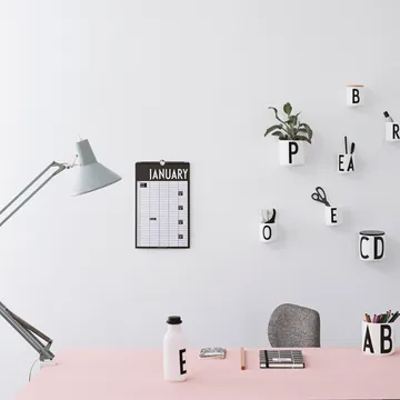 Design Letters månadskalender - Black - Design Letters