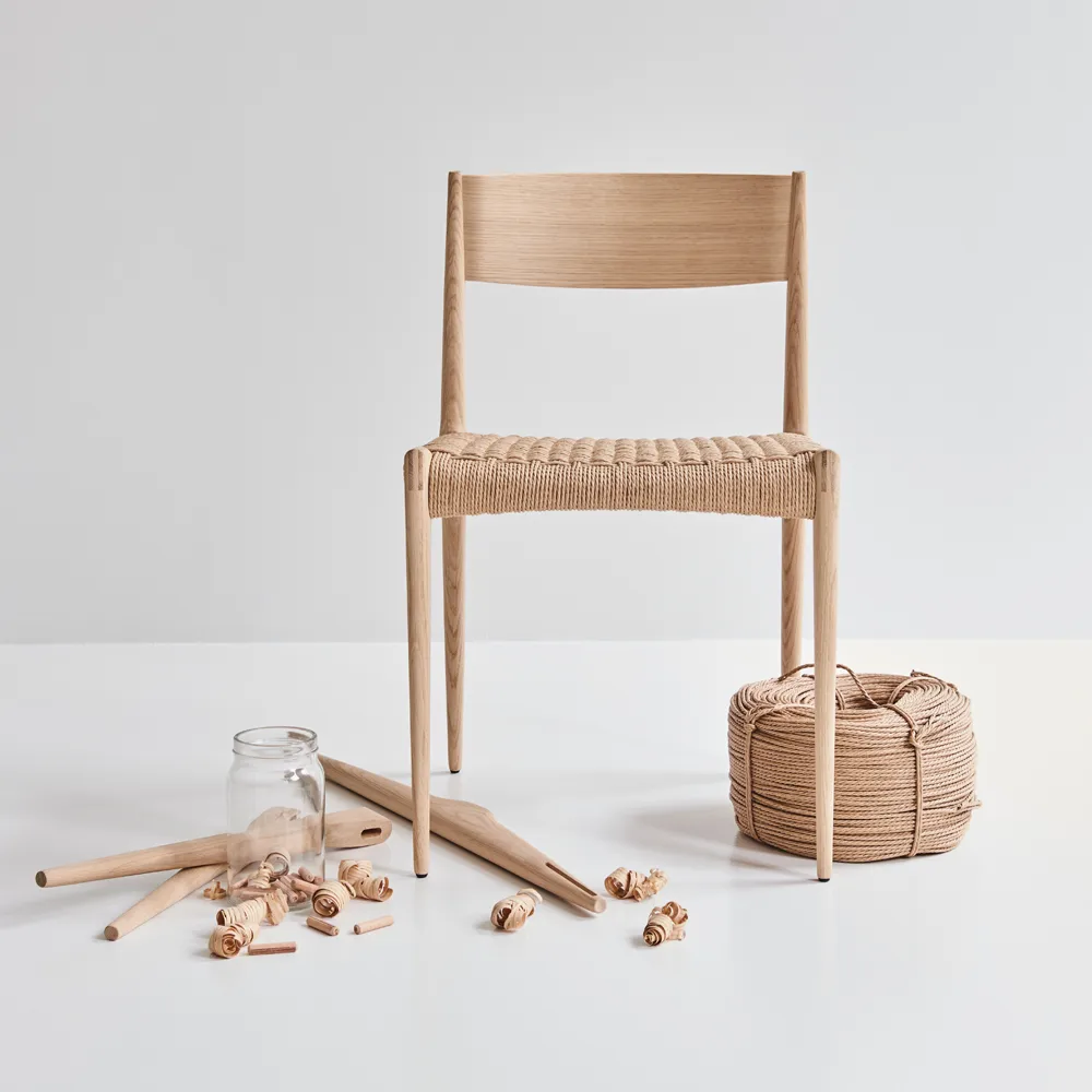 Pia stol, ek såpa, naturflätad sits dk3