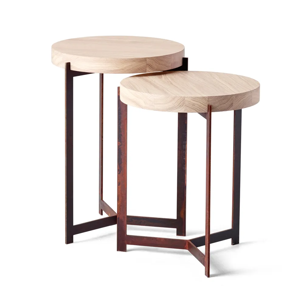 Plateau soffbord, ek olja, svartlackat stål, mellan dk3