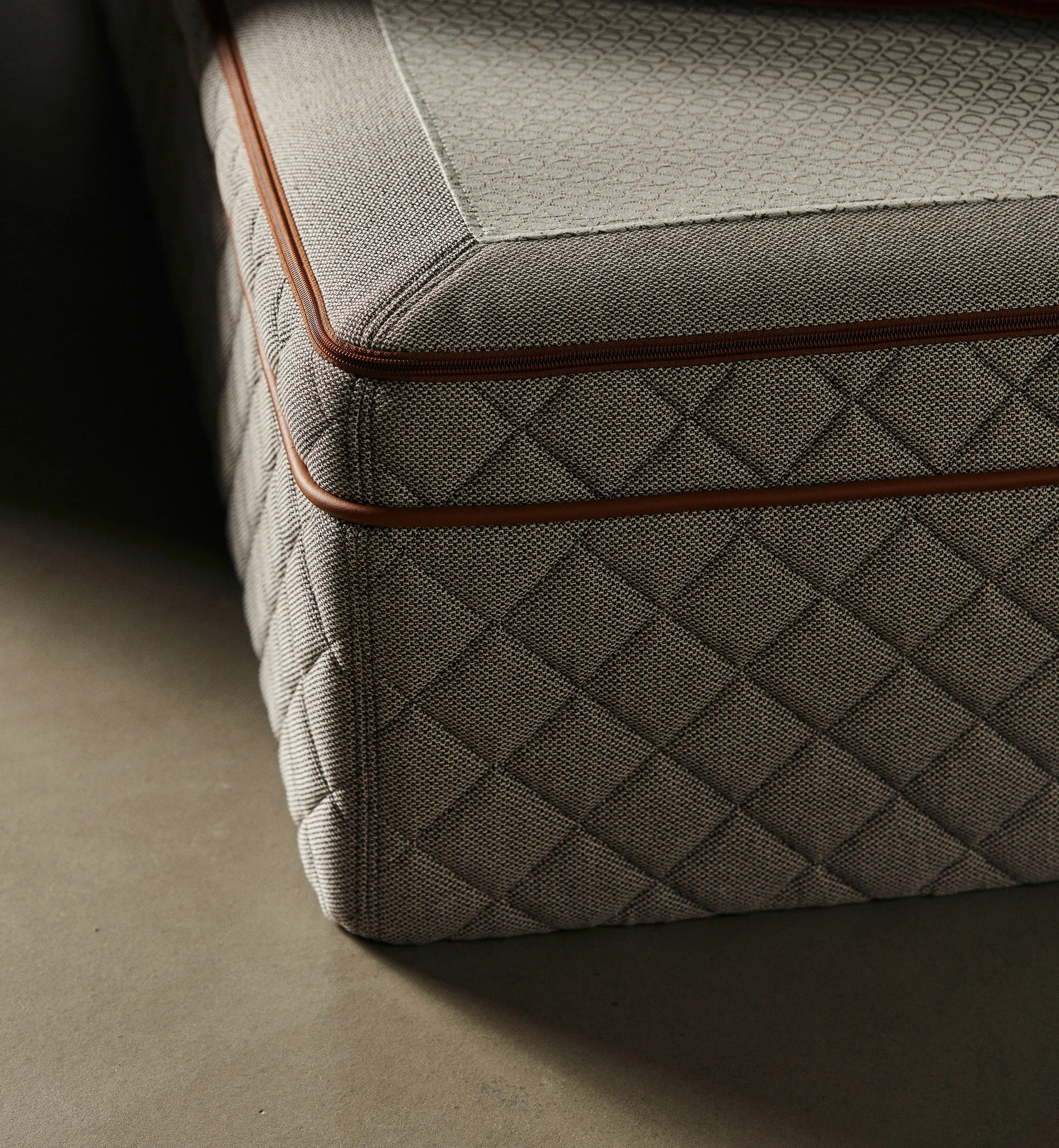 Dux 1001 ramsäng, Vit/brun medium 105x200 cm Dux