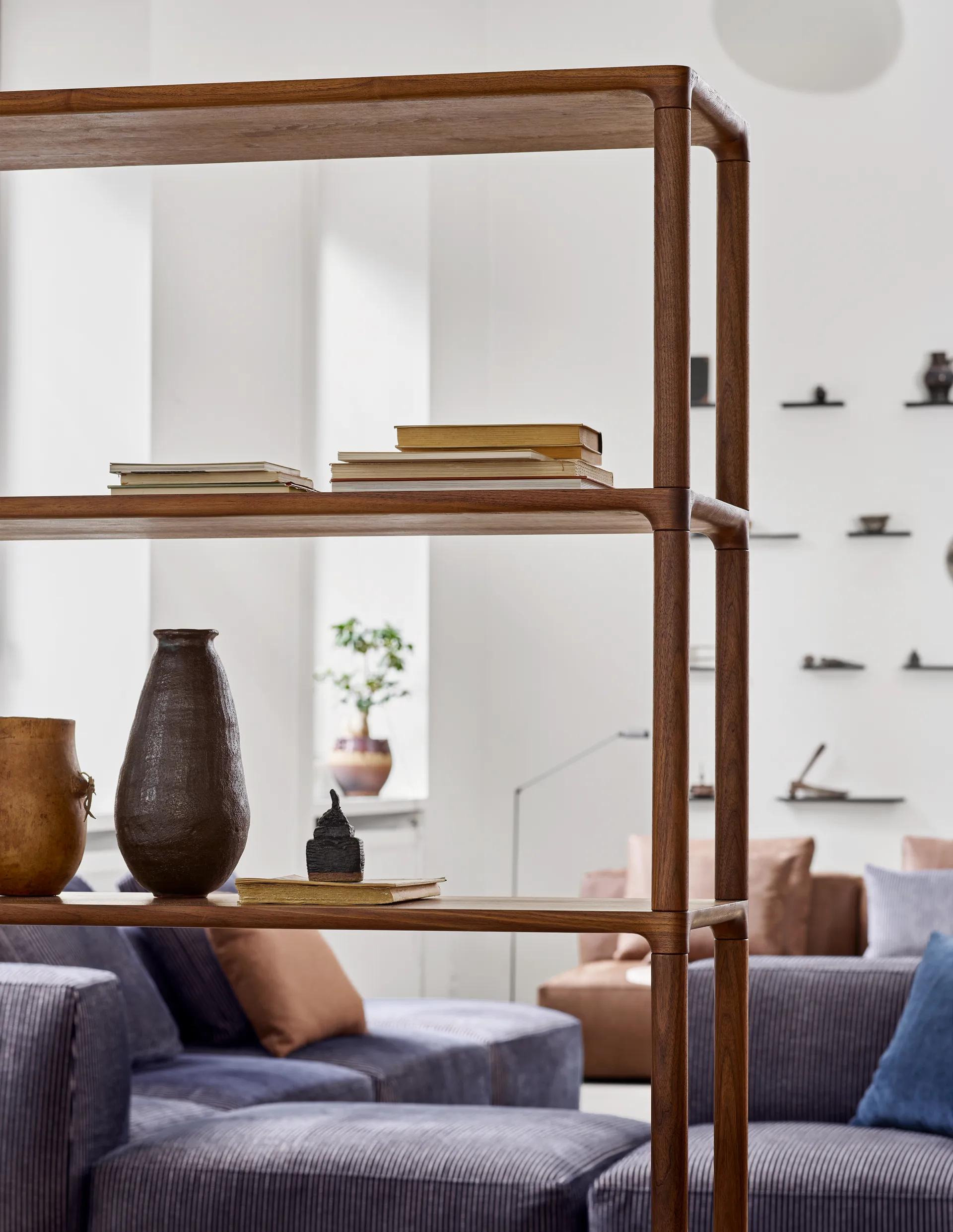 Root Tower hylla hög, Valnöt Eilersen