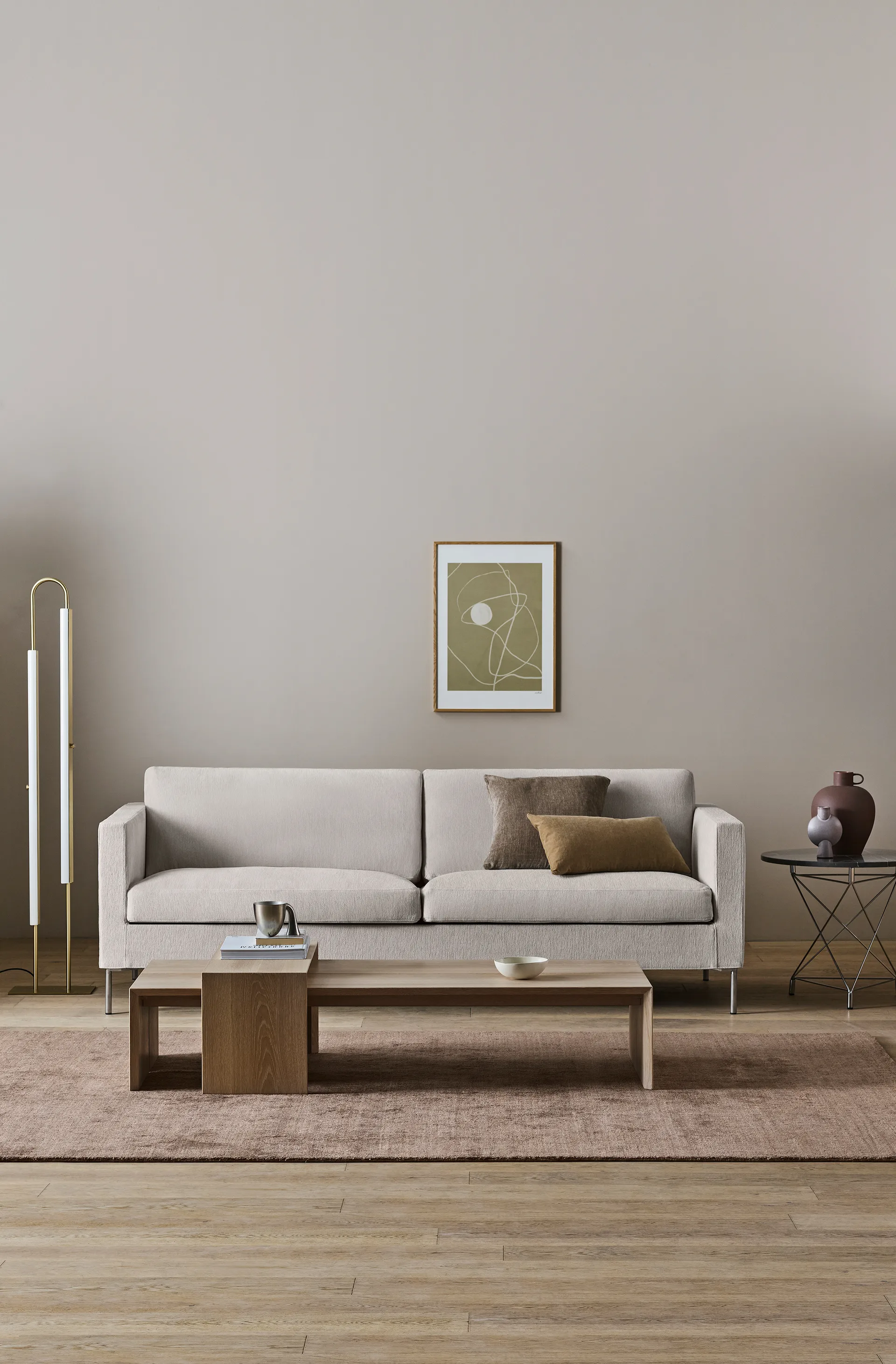 Trenton soffa 220 cm, Clay 517 beige-rostfritt stål Eilersen