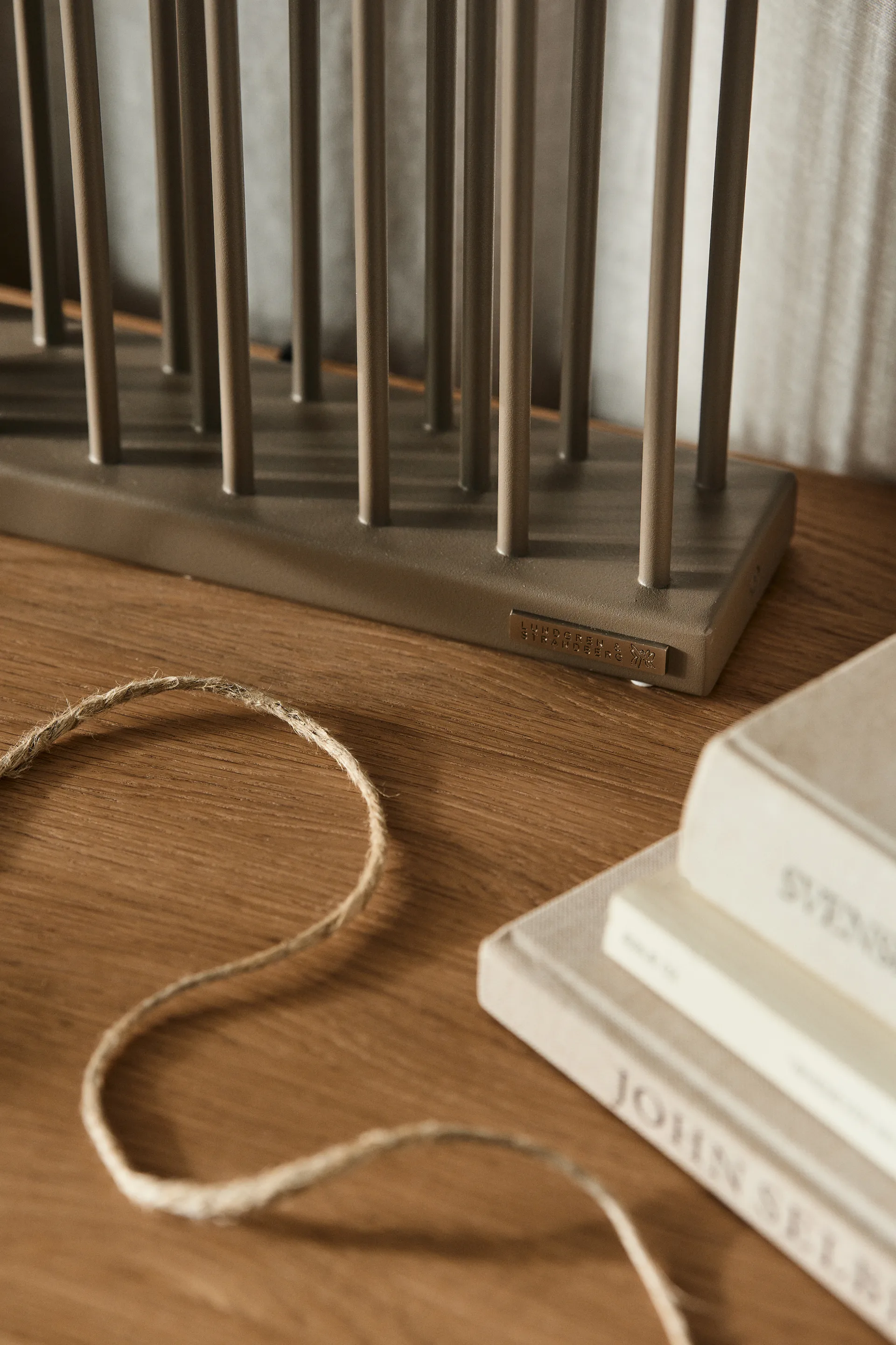 Elflugan elljusstake jubileumsutgåva Svenssons 125 år, Taupe Elflugan