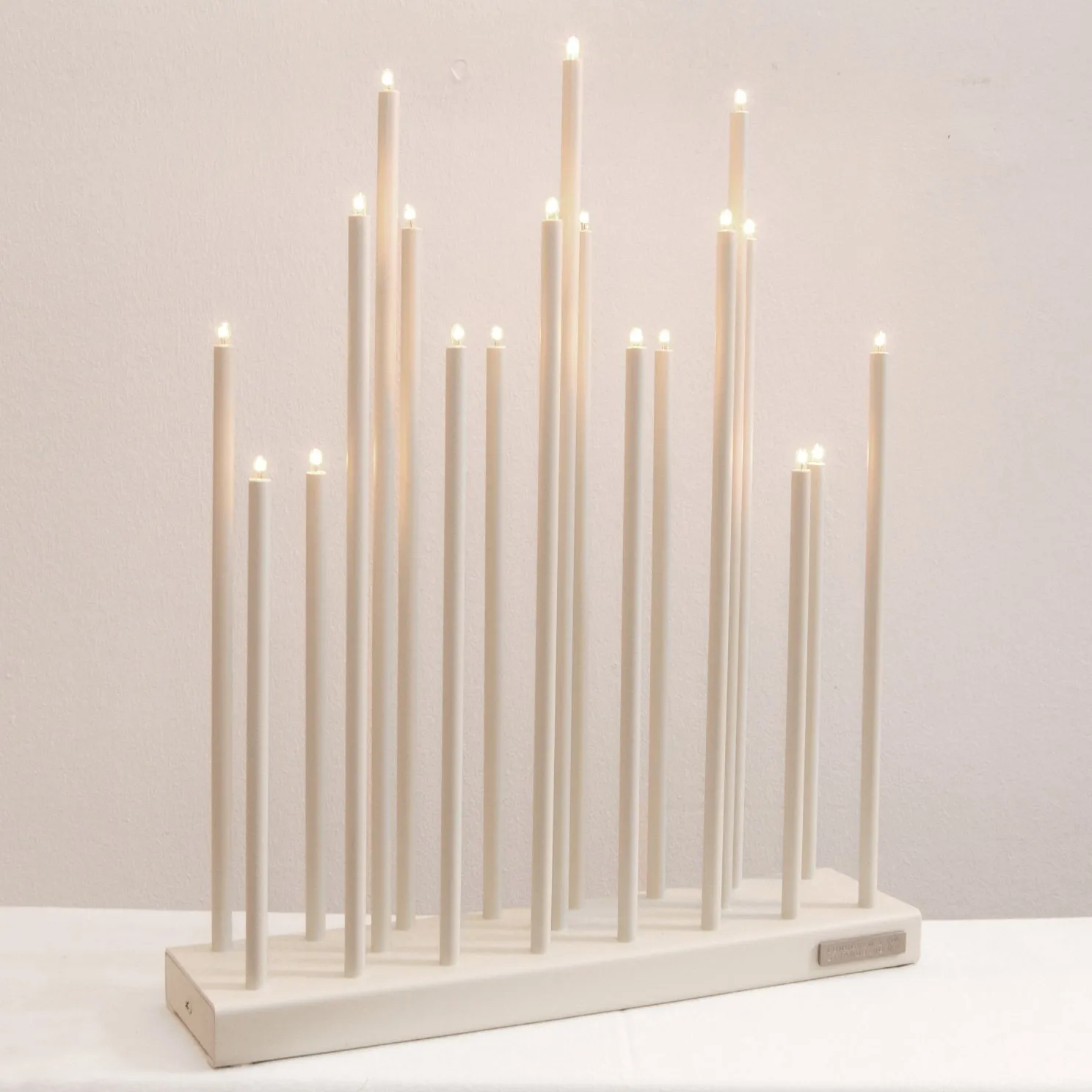 Elflugan Grande elljusstake, Off-white Elflugan