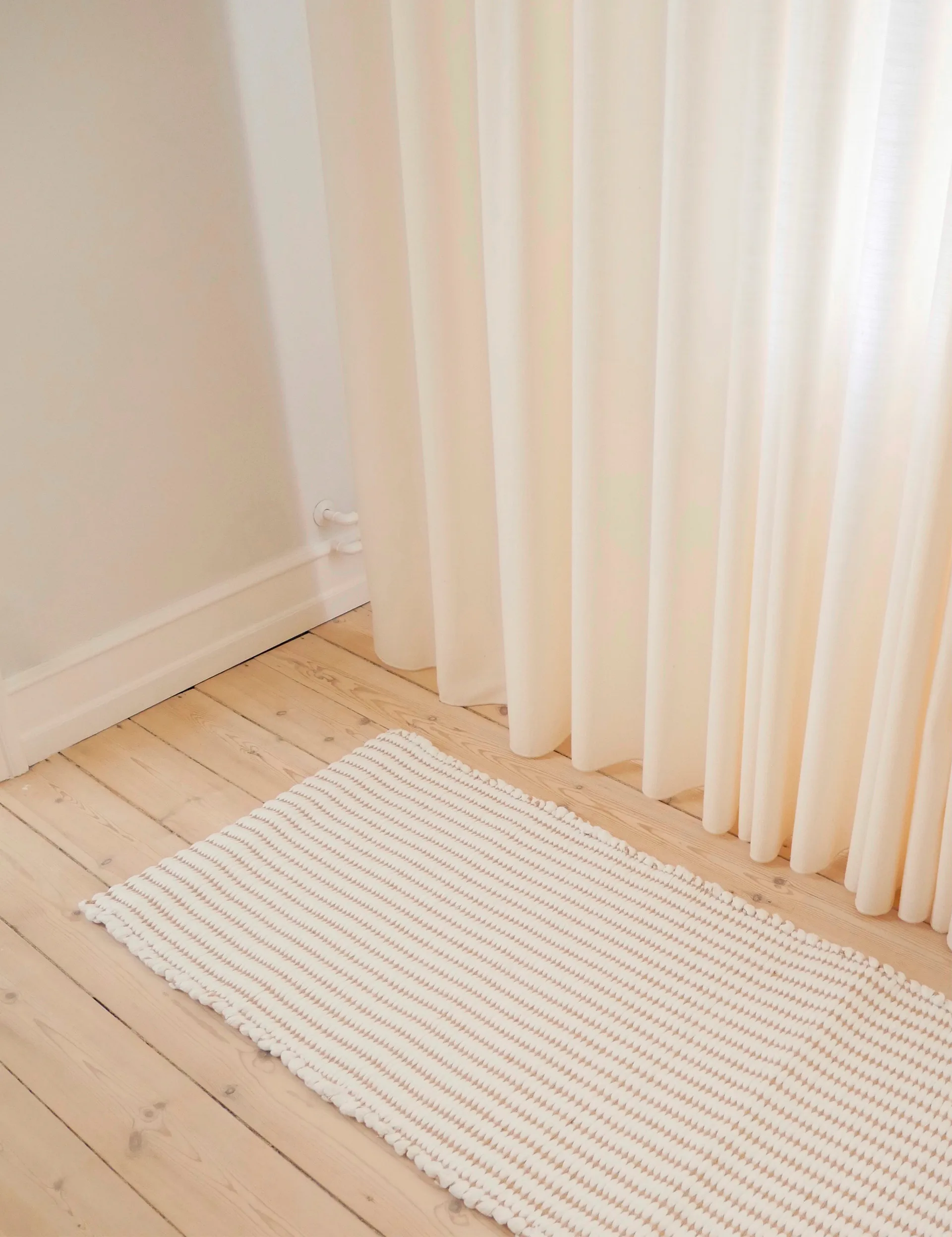 Walnut matta 60x150 cm, Ivory Elvang Denmark