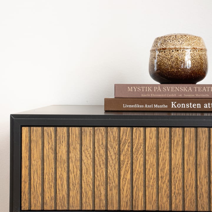 Line byrå, walnut/black, 3 lådor, sockel Englesson