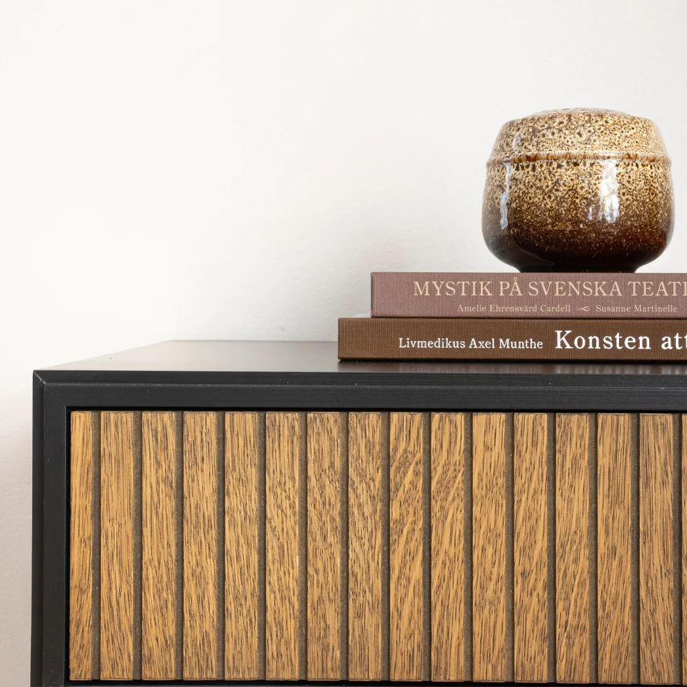 Line byrå, walnut/white, 3 lådor, kromben Englesson