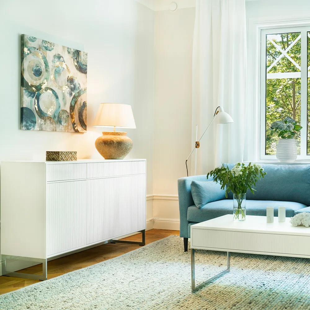 Line Hög skänk, walnut/white, 2dörrar+2lådor+1hylla, kromben Englesson