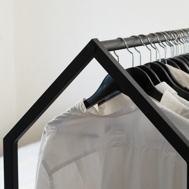Clothing House klädställning, svart Essem Design