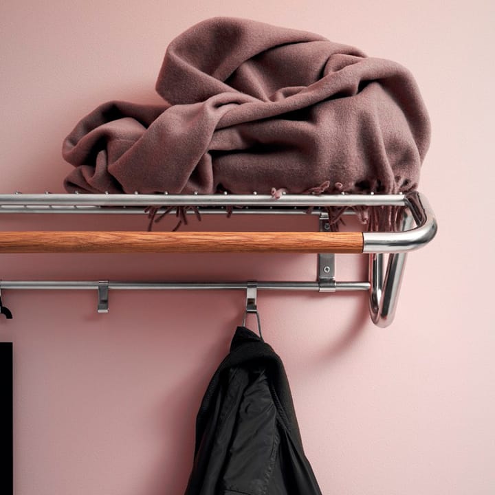 Funk hatthylla, rostfritt stål, oljad ekrundstav. Essem Design