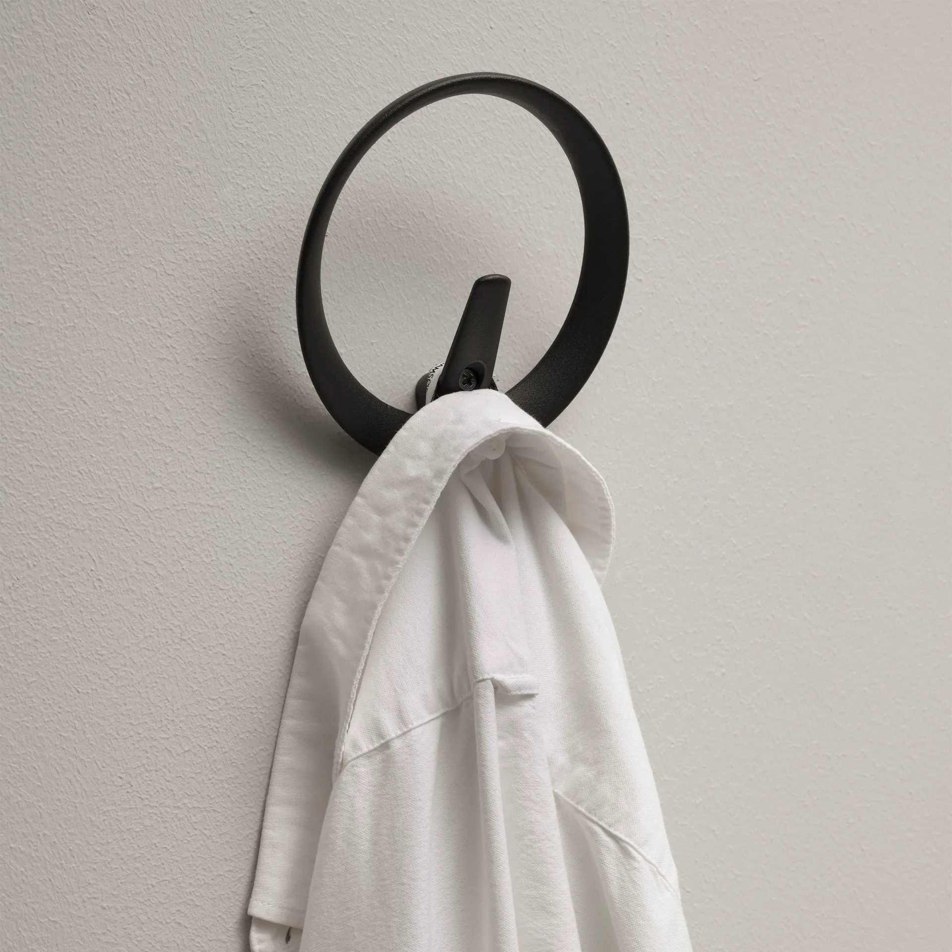 Gloria krok, svart Essem Design