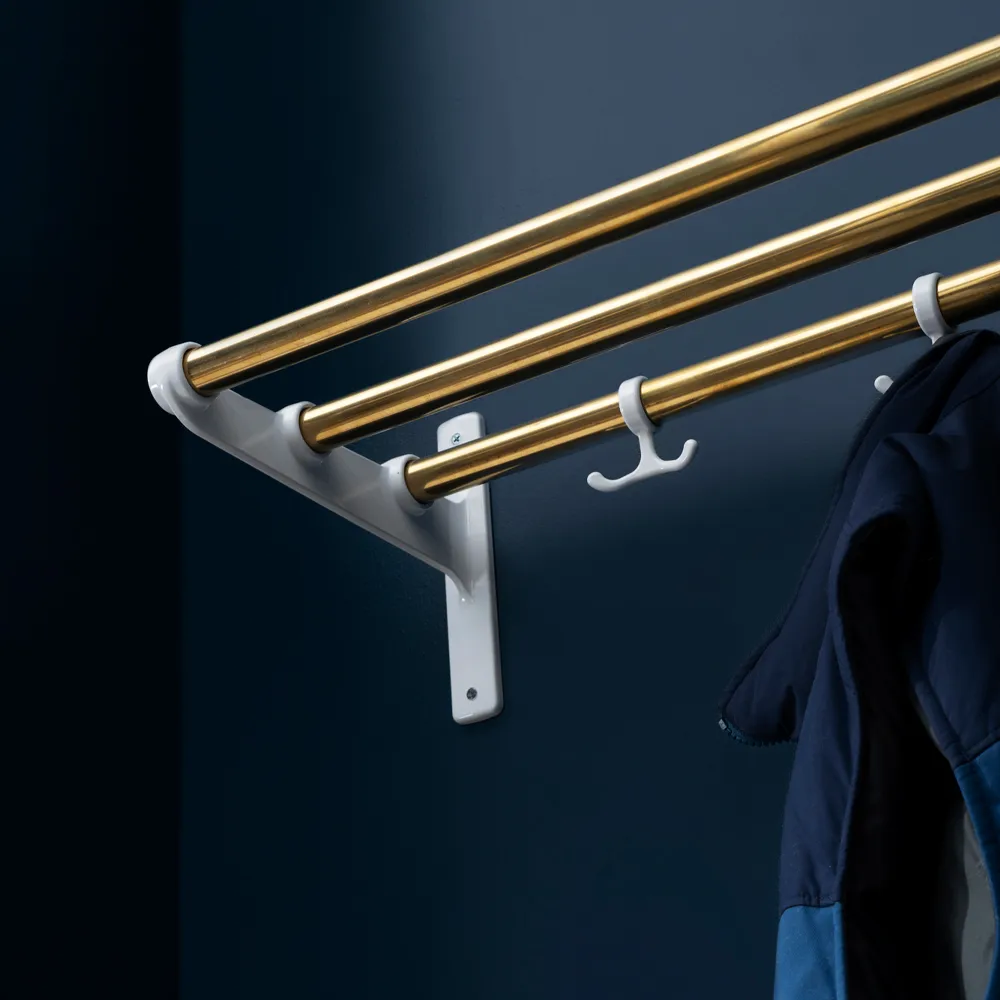 Nostalgi Sko- eller hatthylla, svart, aluminiumstativ Essem Design