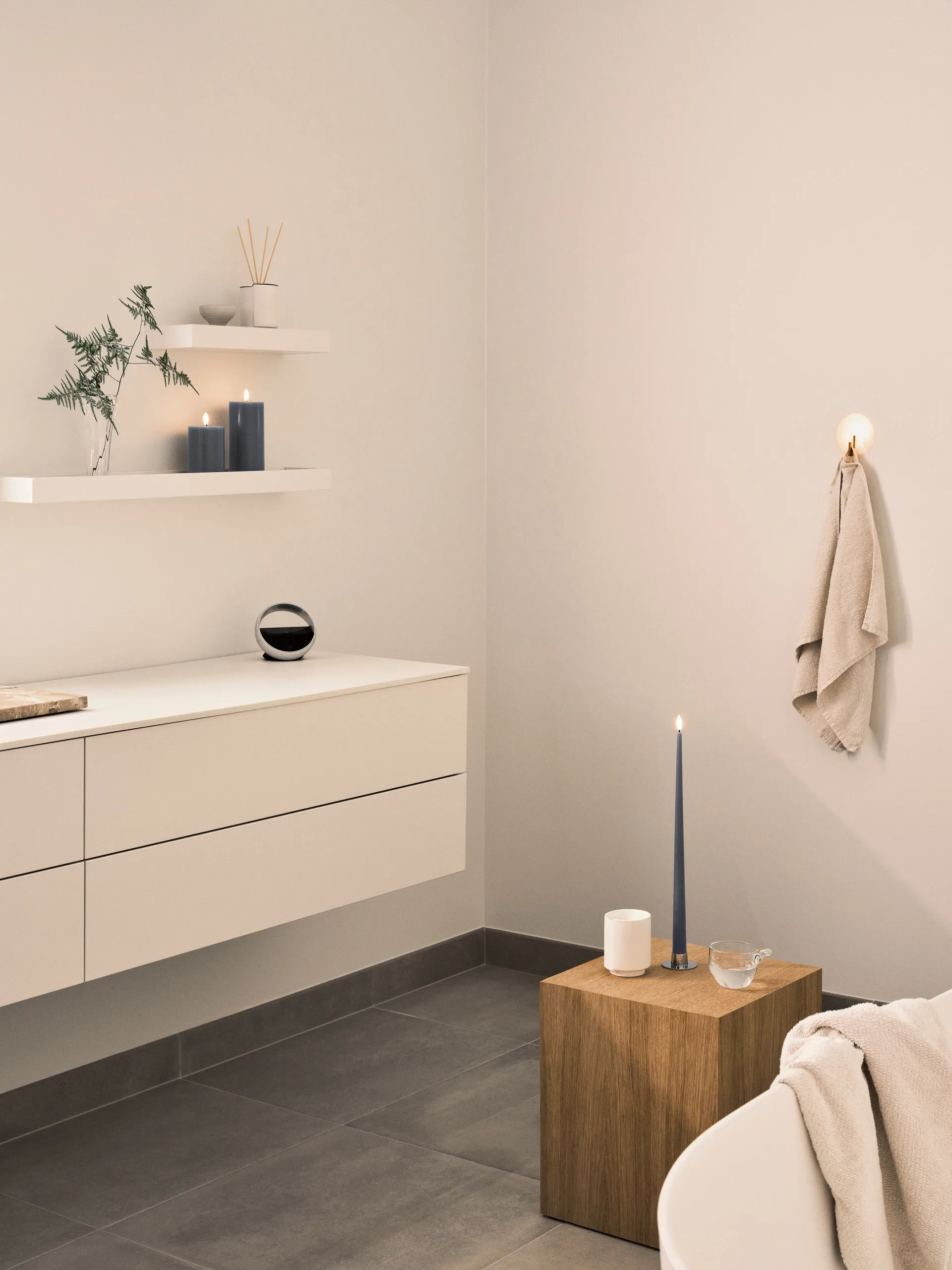 ester & erik blockljus LED, 74 Dark Slate, 10 cm ester & erik