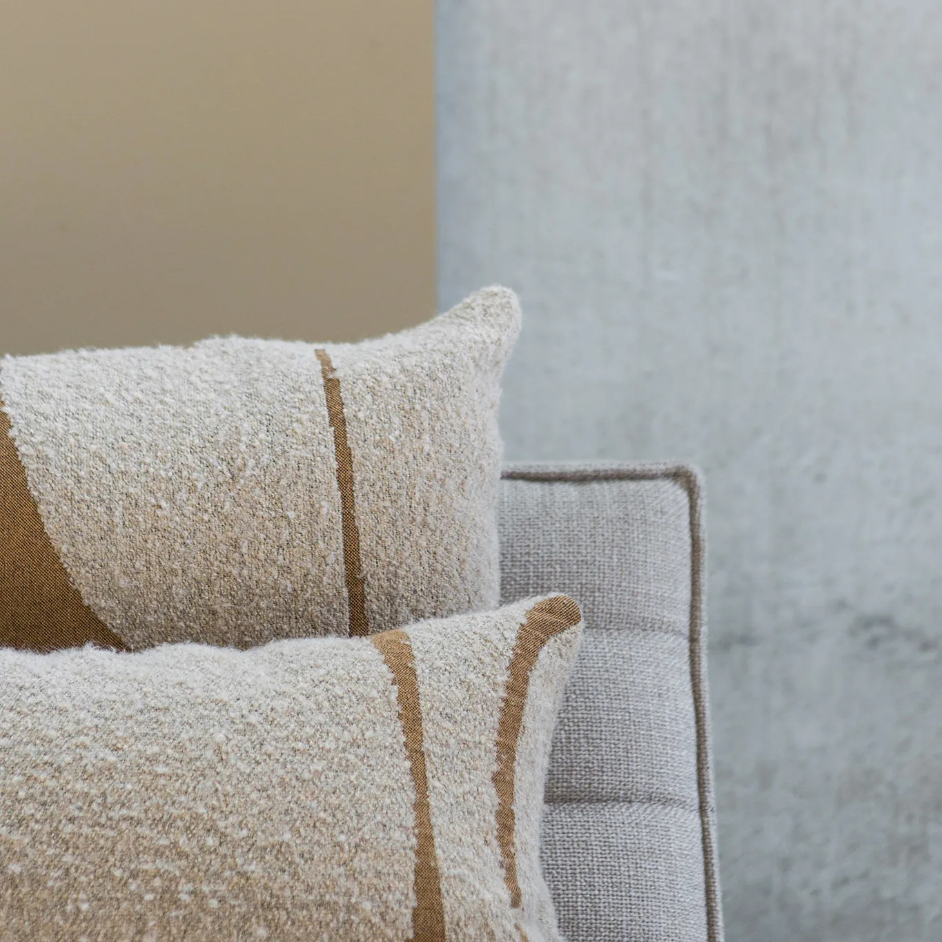 Avana abstract kudde, 60x40 cm Ethnicraft