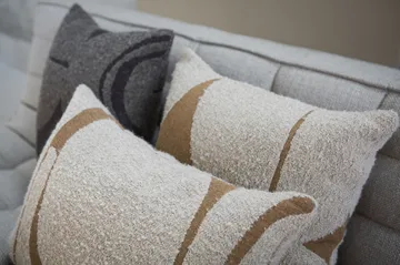 Avana abstract kudde - 60x40 cm - Ethnicraft