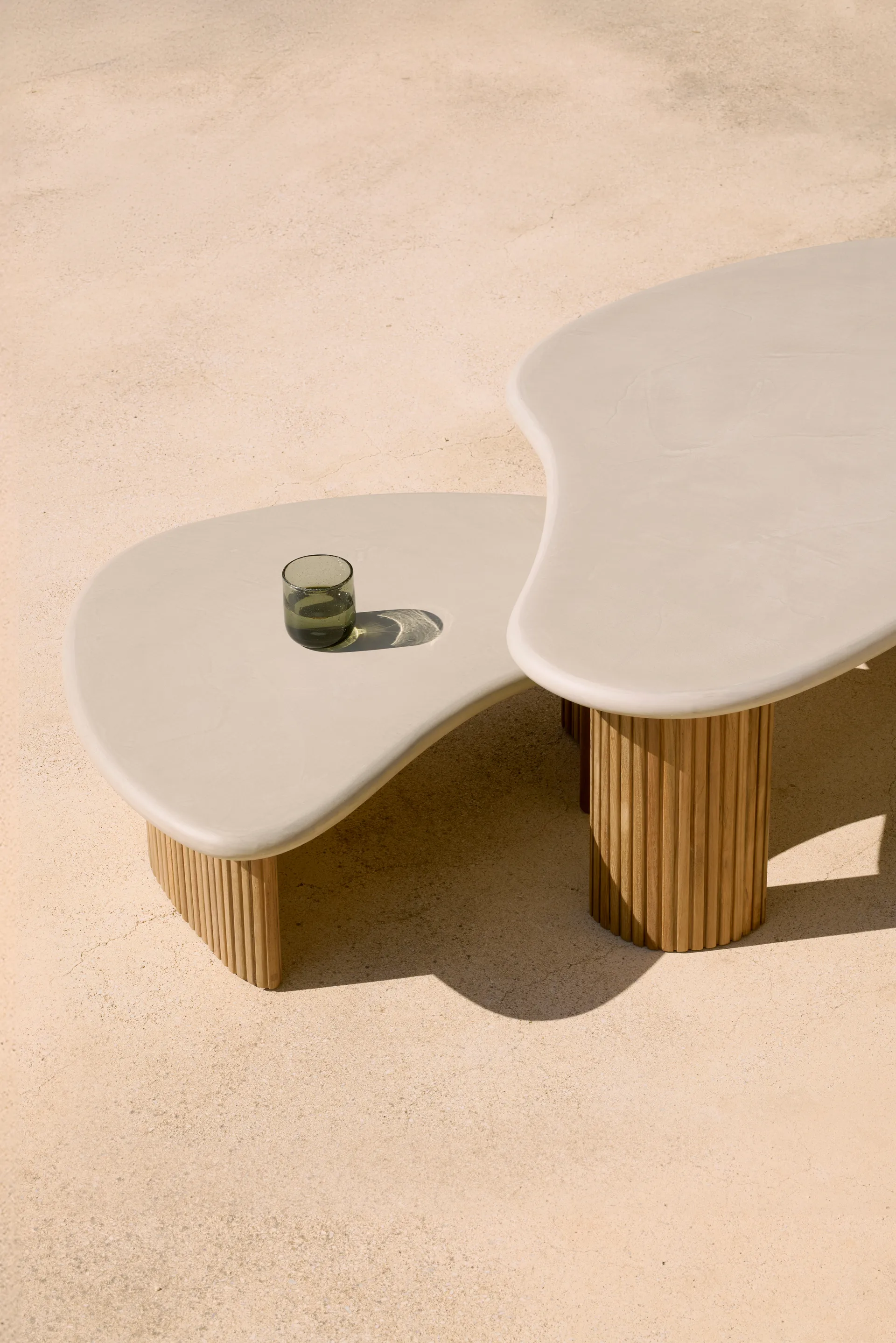 Boomerang soffbord, Teak, 90x61 cm Ethnicraft